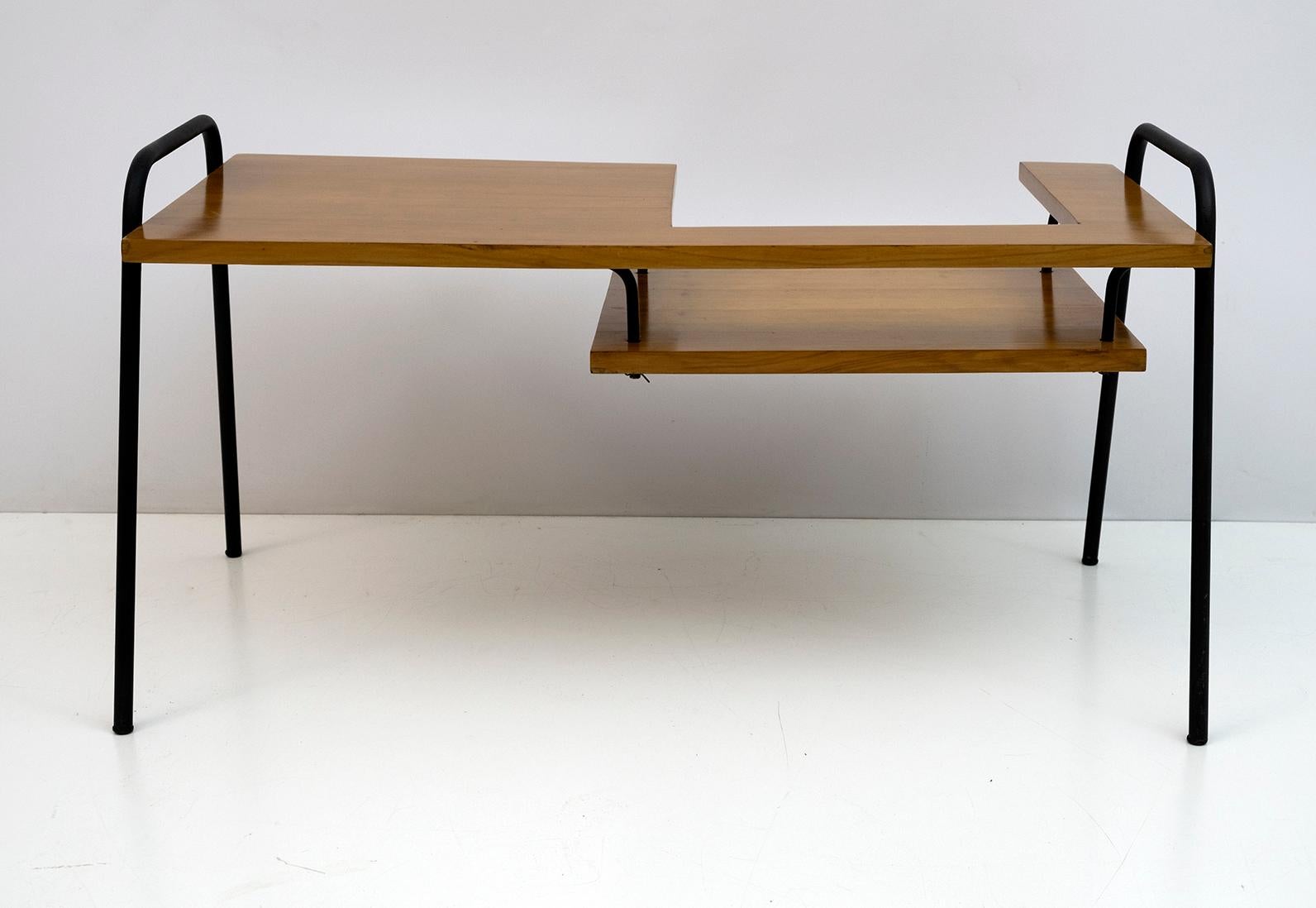 Rare Taichiro Nakai Teak Coffee Table by Consorzio La Permanente Mobili, 1950s 2