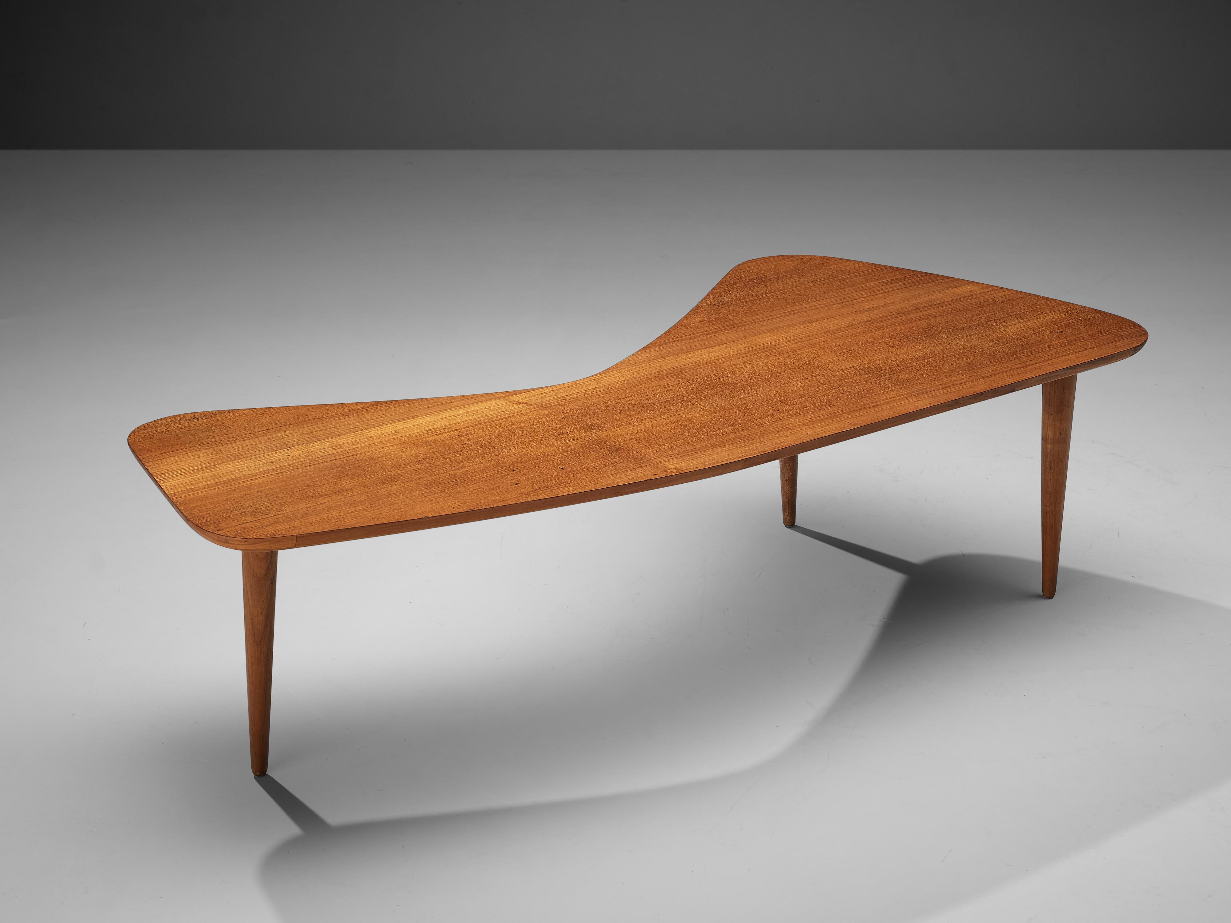 Taichiro Nakay for La Permanente Mobili Cantù, coffee table, teak veneer, wood, Japan/Italy, 1950s

Taichiro Nakai is an incredibly talented Japanese designer who is mostly known for his participation at the Selettiva del Mobili competition in