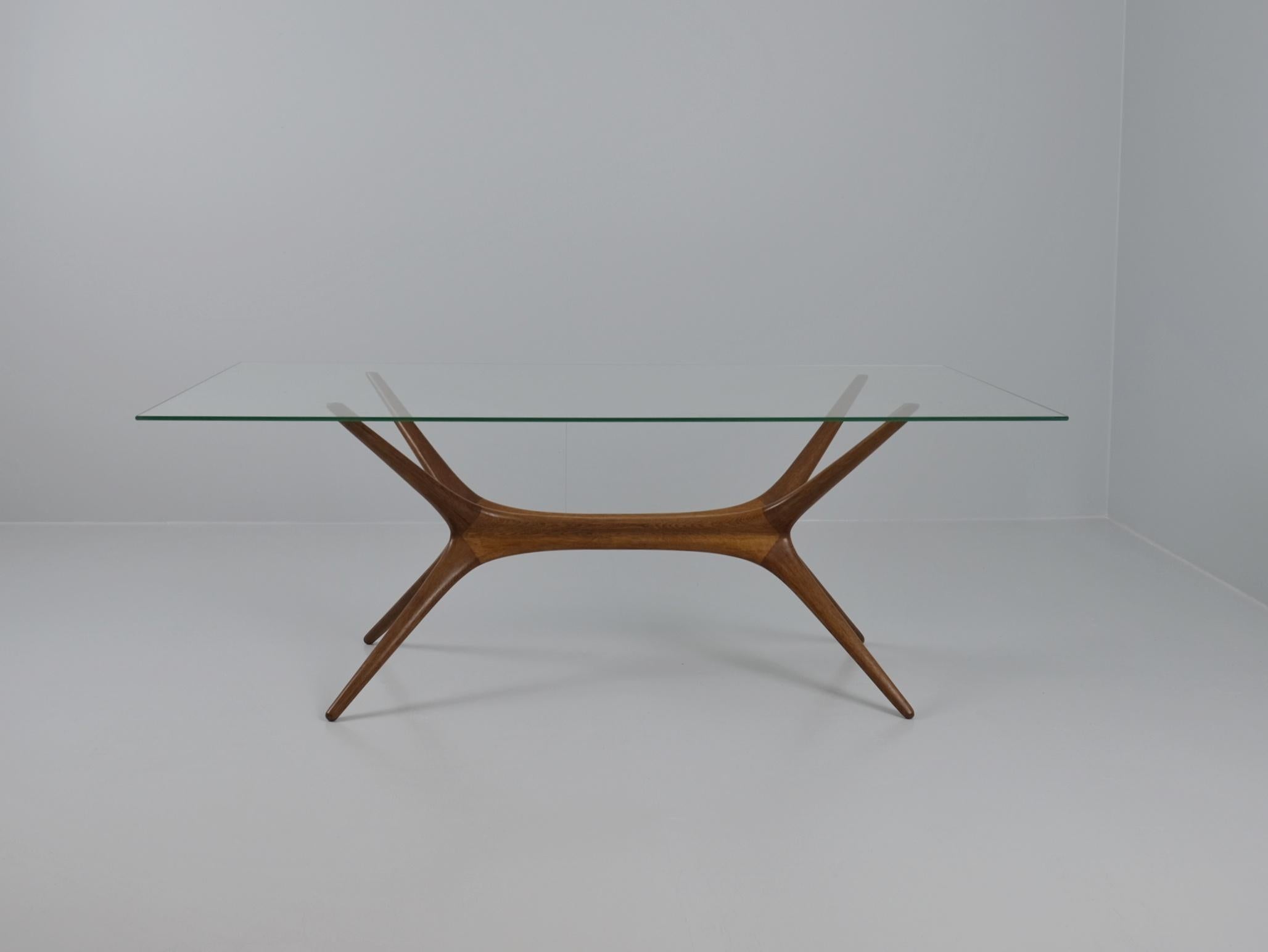Rare Tapio Wirkkala Reindeer Antlers Coffee Table Model 9020, Elm, Asko 1950s In Good Condition For Sale In Helsinki, FI