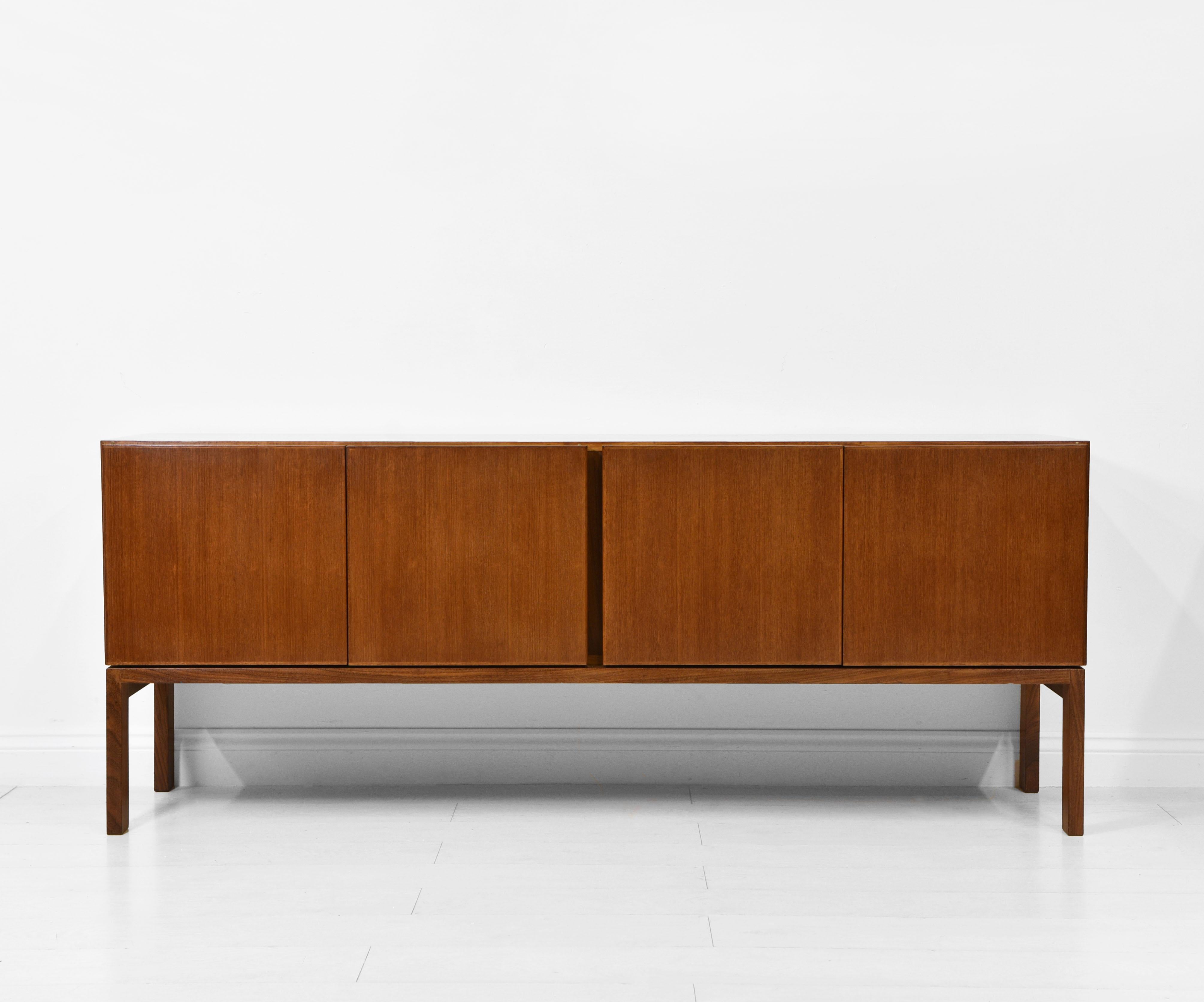 A rare teak Modernist sideboard designed by Robert Heritage for Gordon Russell. GR69 range. Designed in 1969.

This sleek symmetrical design sideboard is in excellent condition and has been cleaned and waxed. Showing some light signs of use.