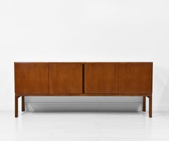 Rare Teak Modernist Sideboard Designed by Robert Heritage for Gordon Russell