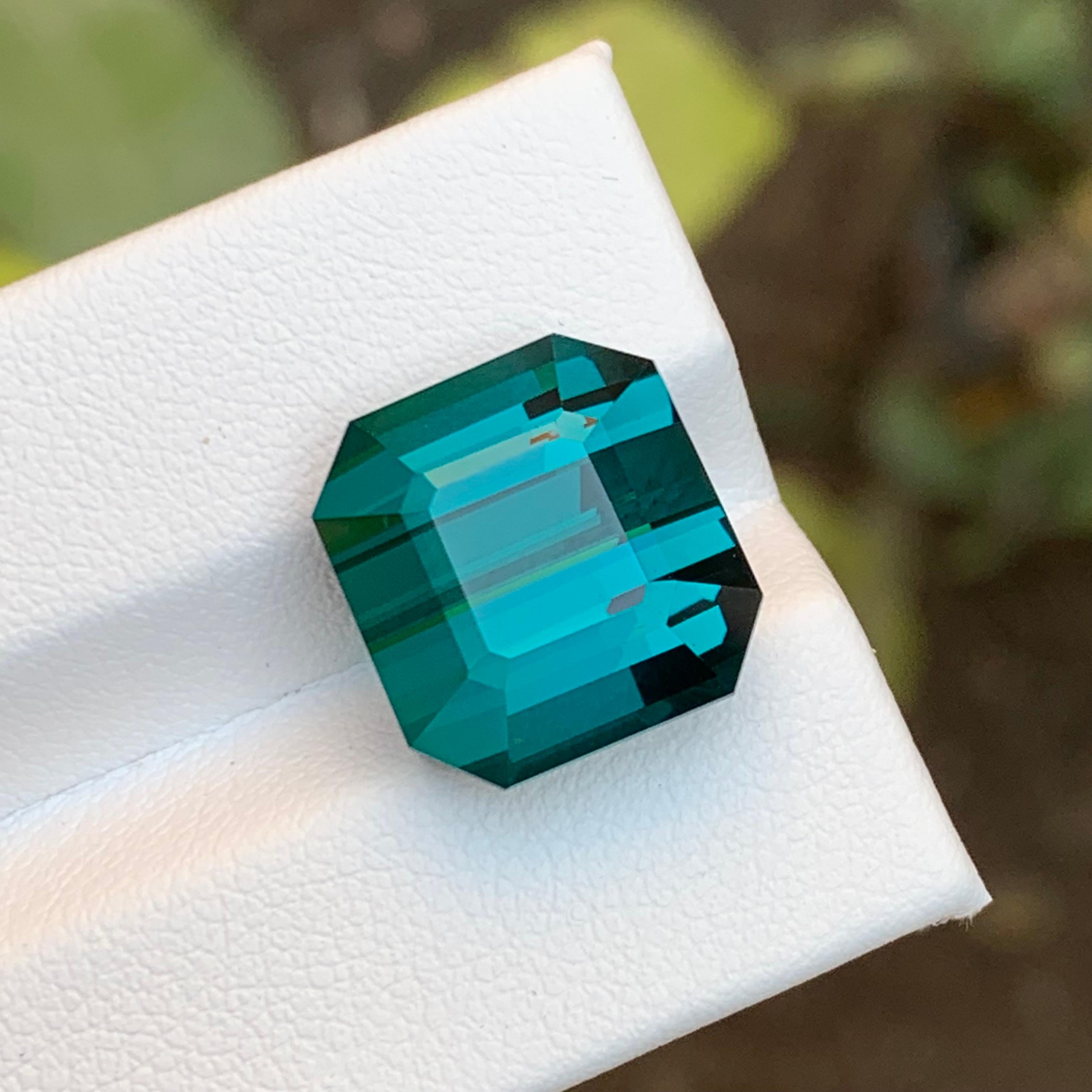 Rare Teal Blue Flawless Tourmaline Gemstone, 15.30 Ct Emerald Cut-Ring/Pendant In New Condition For Sale In Peshawar, PK