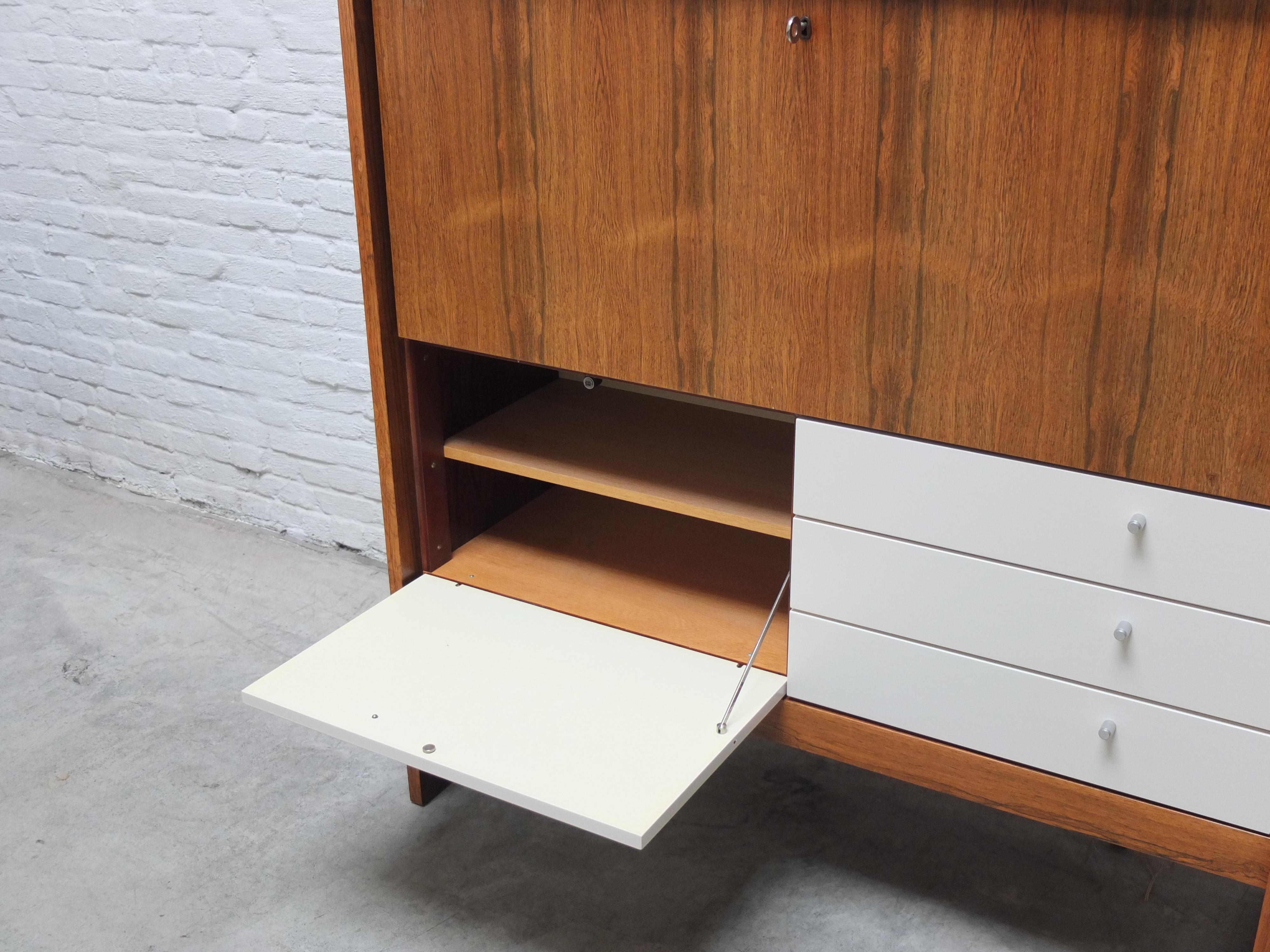 Raro mobile per segreteria 'Tecton' di Oswald Vermaercke per V-Form, 1965 in vendita 7