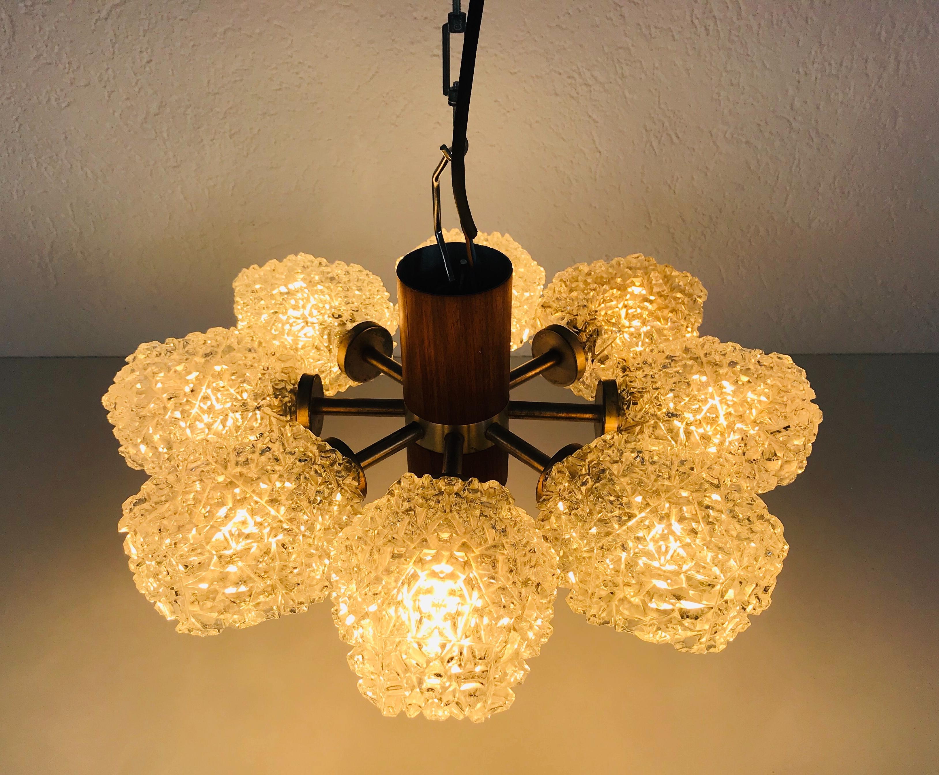 Mid-Century moderno Rara lampada da incasso regolabile Temde a 8 bracci in teak e ottone, circa anni '60 in vendita