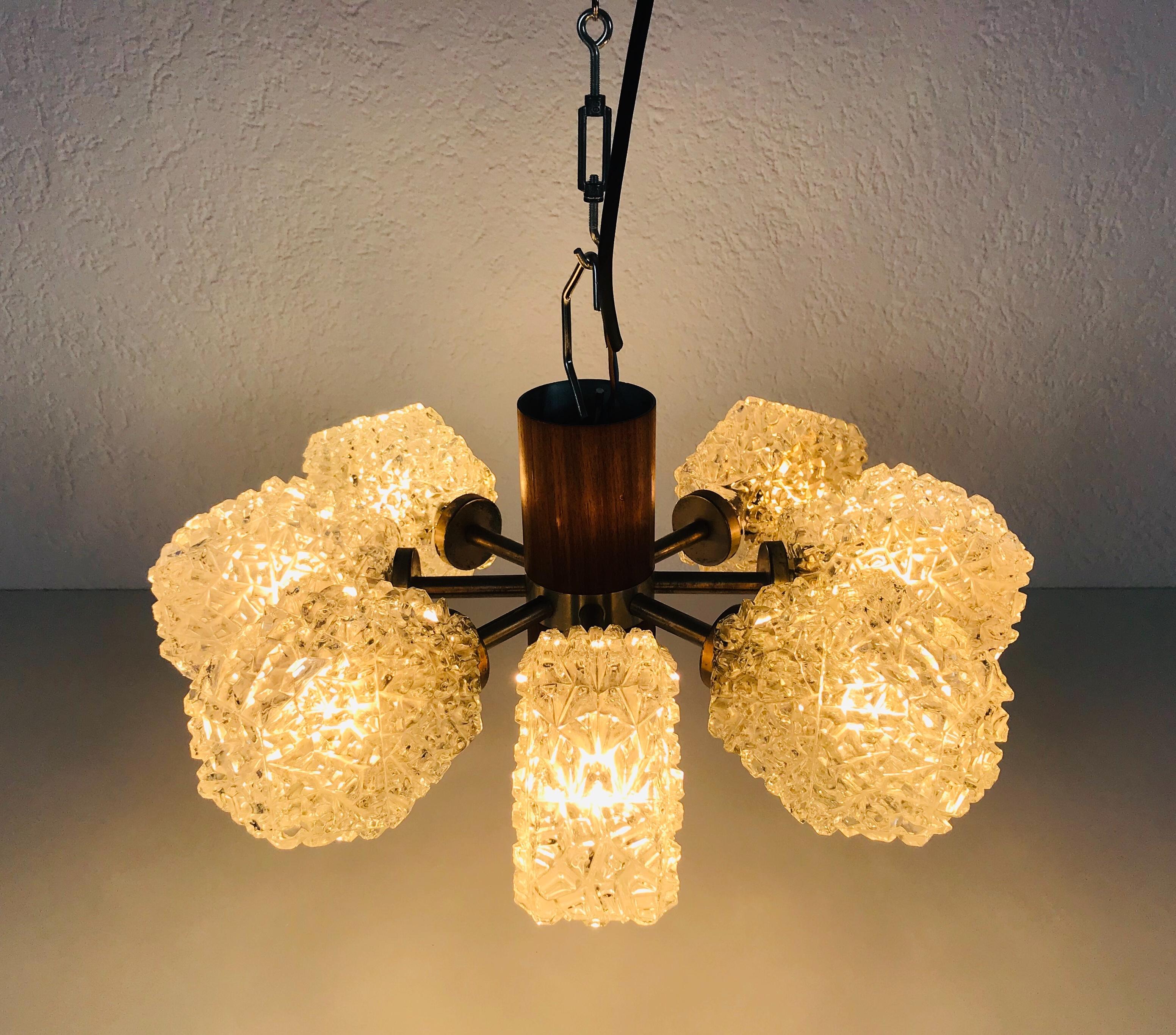 Metà XX secolo Rara lampada da incasso regolabile Temde a 8 bracci in teak e ottone, circa anni '60 in vendita