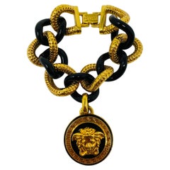 Raro bracciale con charme Medusa a catena spessa di Versace