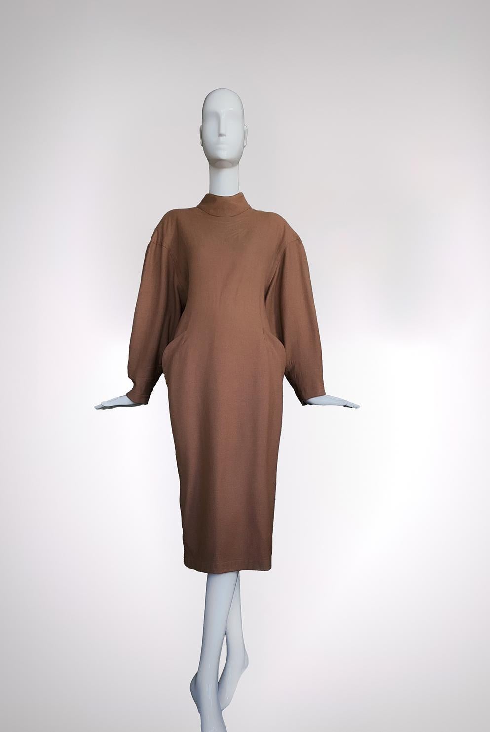 Rare Thierry Mugler FW 1984 Winter of the Angels Dress Wool In Excellent Condition For Sale In Berlin, BE