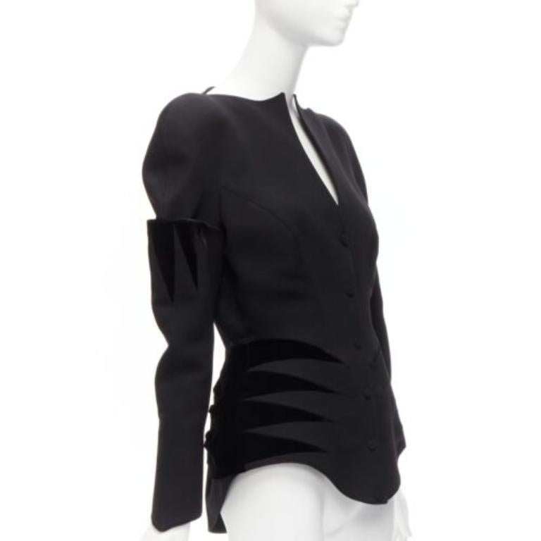 Nero raro Thierry Mugler Giacca peplo in velluto geometrico di lana nera vintage  IT40 S in vendita
