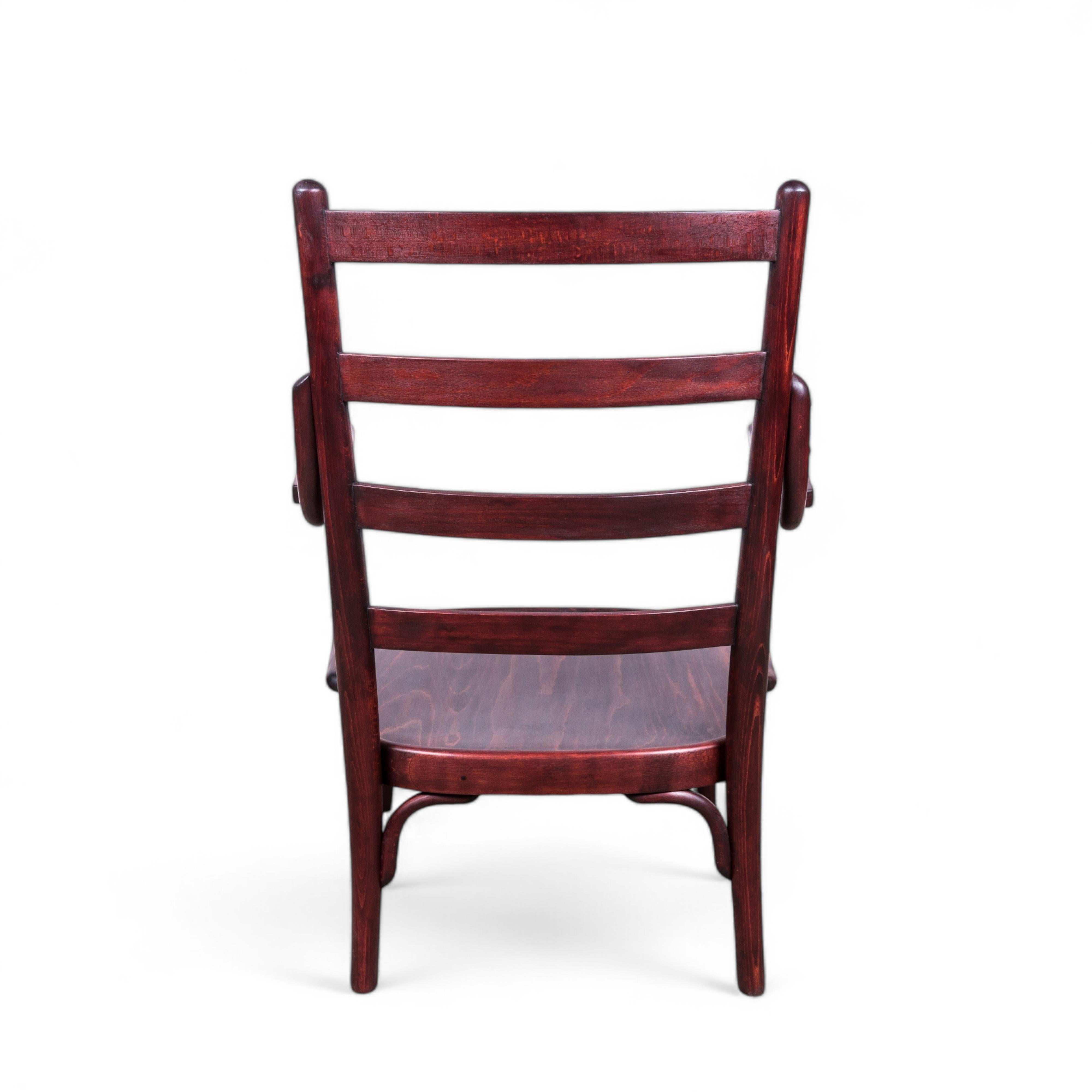 Rare Thonet A 403/F bentwood armchair by Josef Frank, 1930s In Excellent Condition For Sale In PRAHA 5, CZ