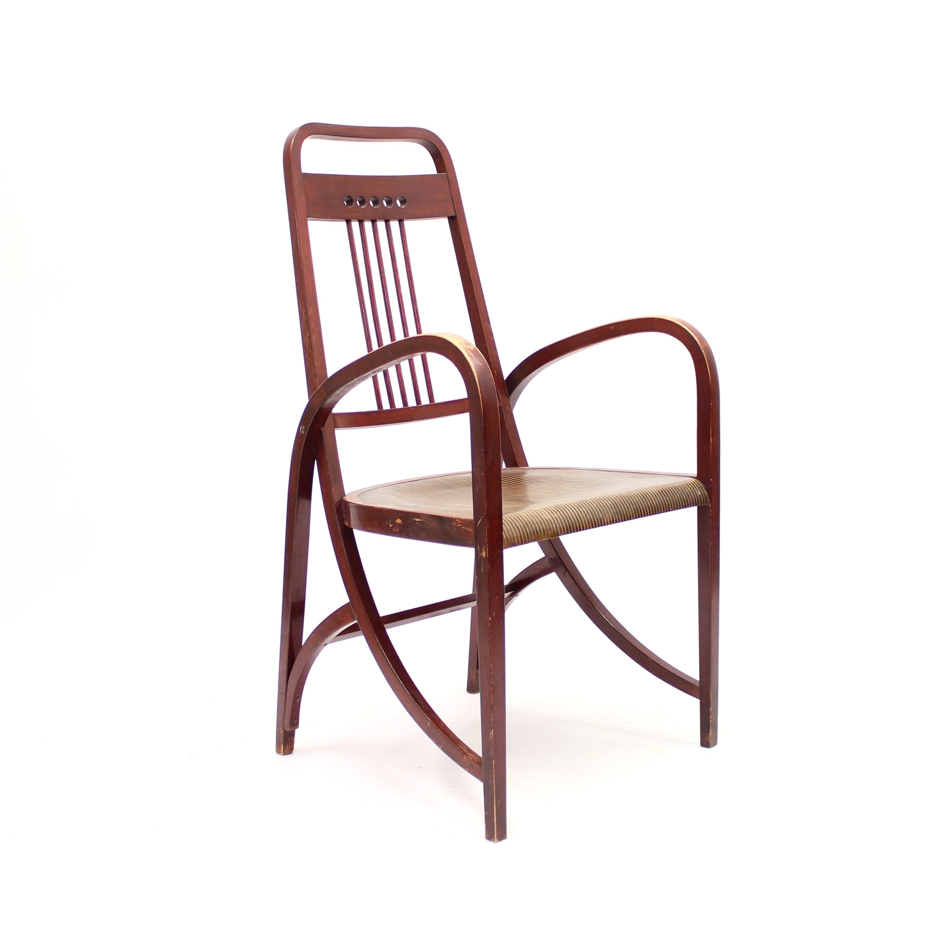 thonet arm chair