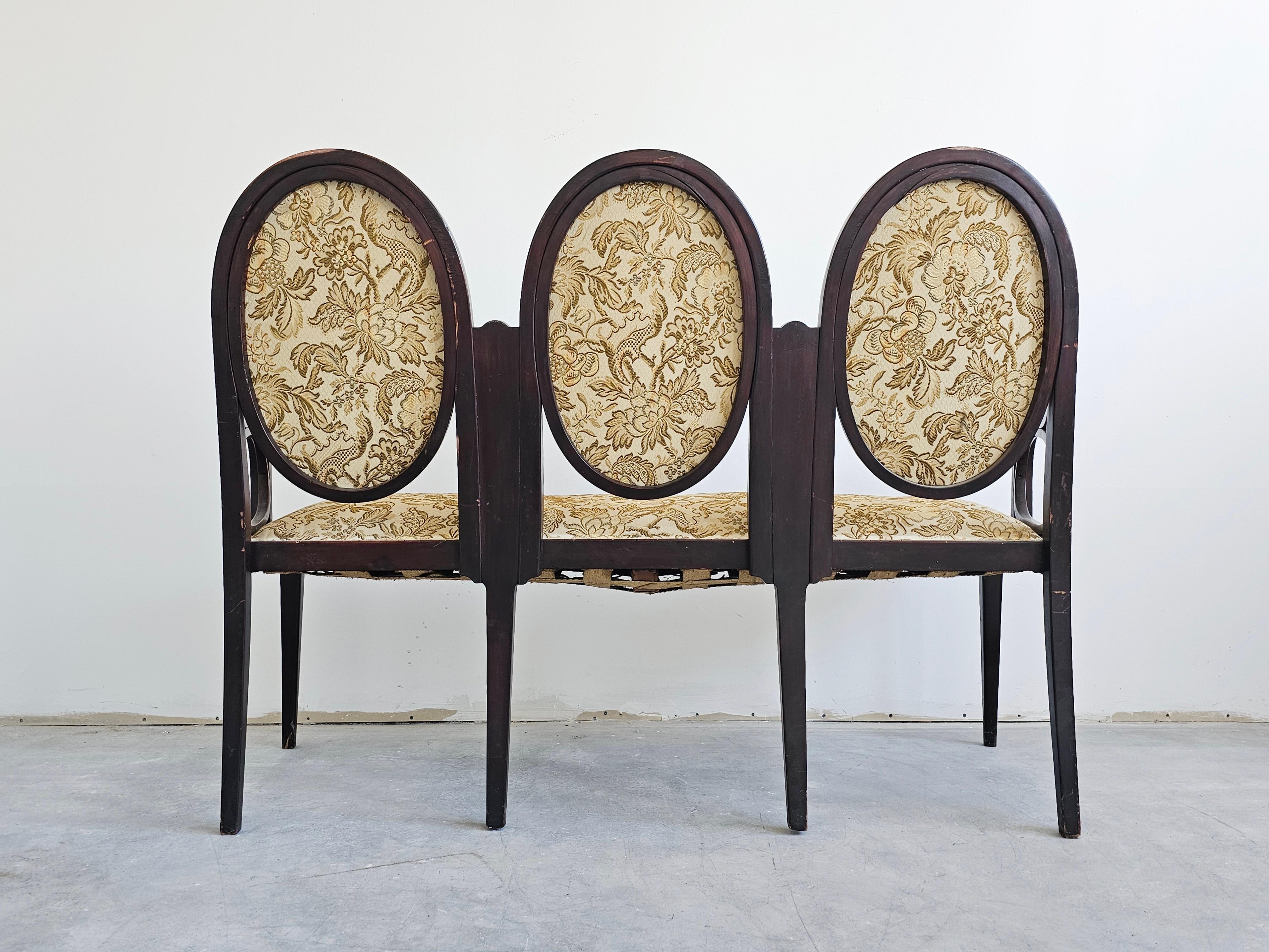 Settee Thonet conçue par Otto Prutscher pour le café Heinrichshof, Autriche, années 1880 en vente 1