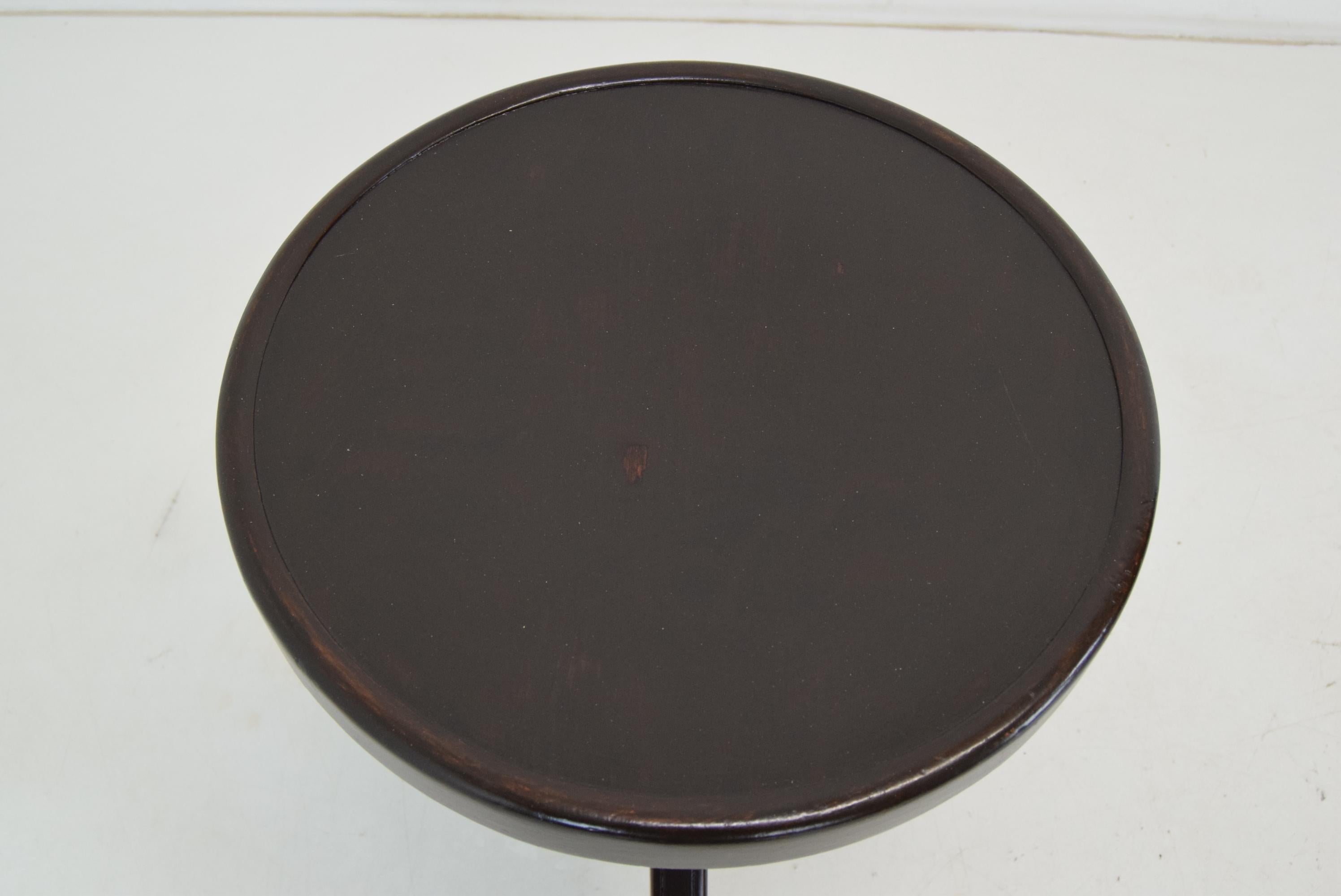 Raro taburete giratorio Thonet para piano, Circa 1940's. Cerámico en venta