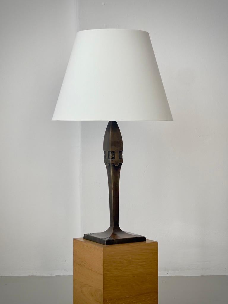 Rare Thorvald Bindesbøll, Denmark 1900's patinated solid bronze table lamp. For Sale 2