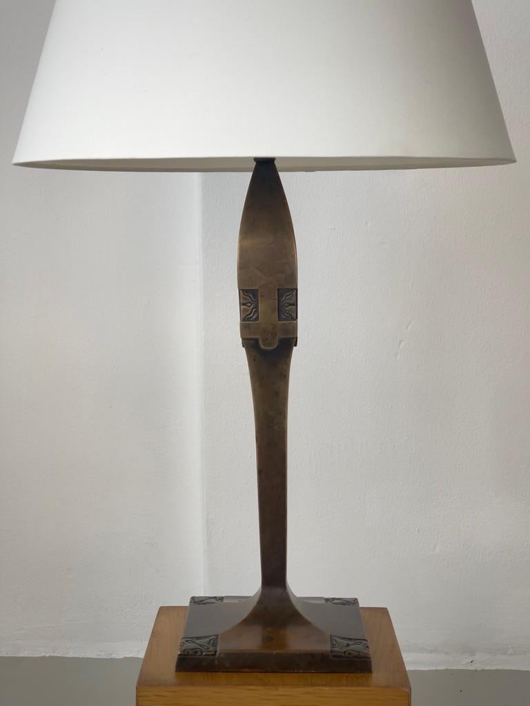 Rare Thorvald Bindesbøll, Denmark 1900's patinated solid bronze table lamp. For Sale 1