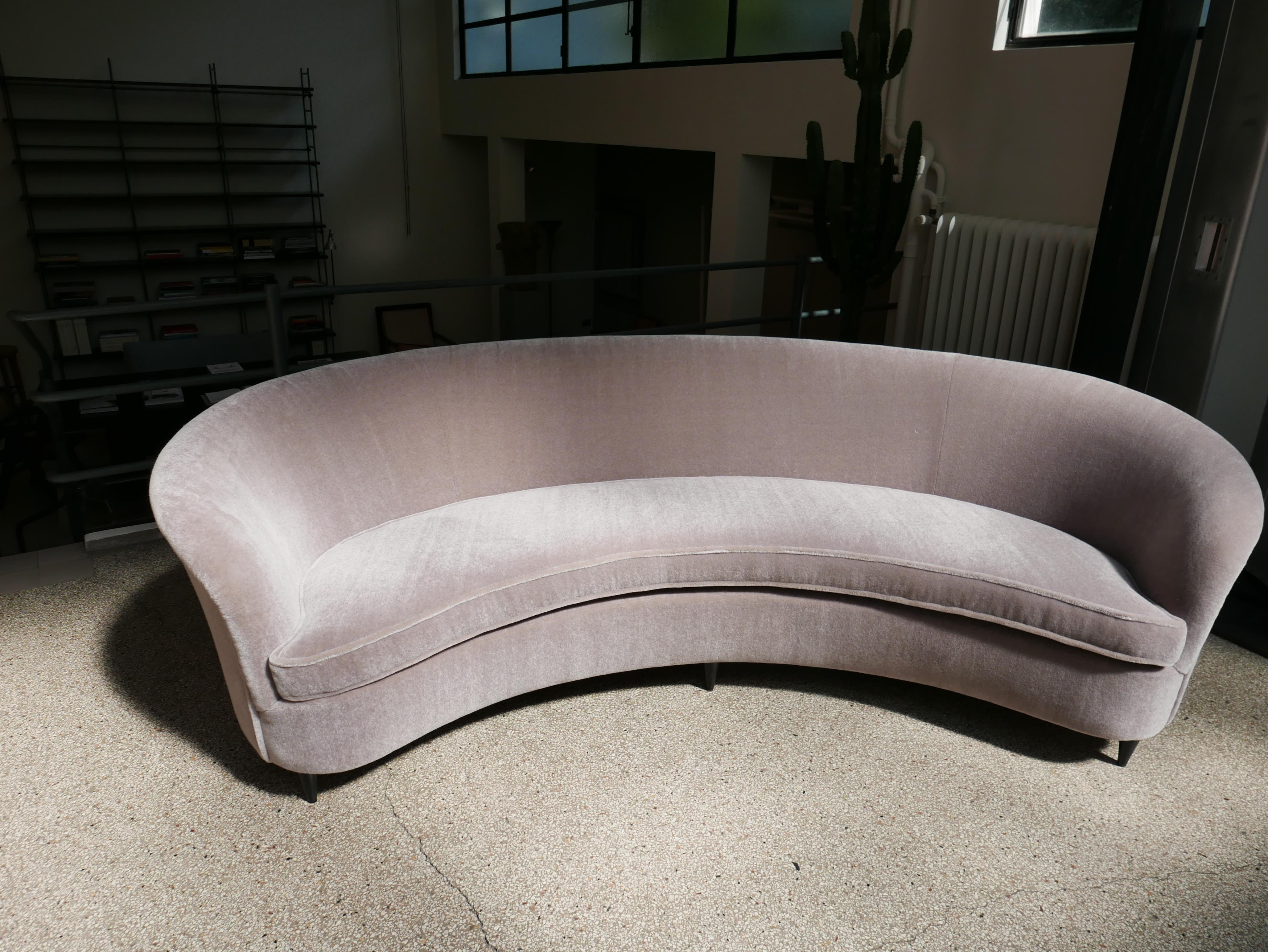 Mid-20th Century Rare Three-Seat Sofa by Gio Ponti, 1930s