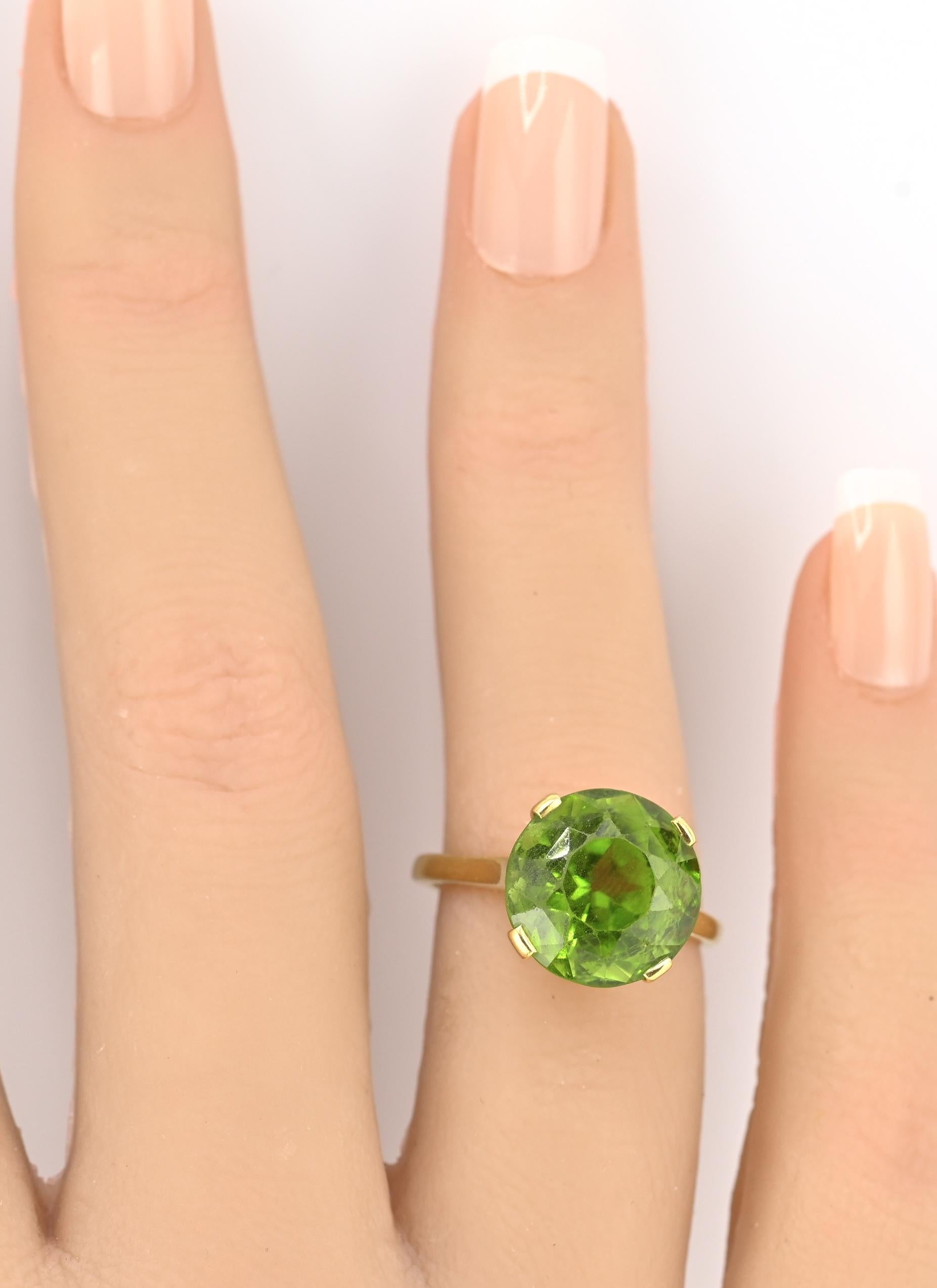 Raro anello di peridoto Tiffany & Co. 18 carati, misura 5, certificato IGI in vendita 7