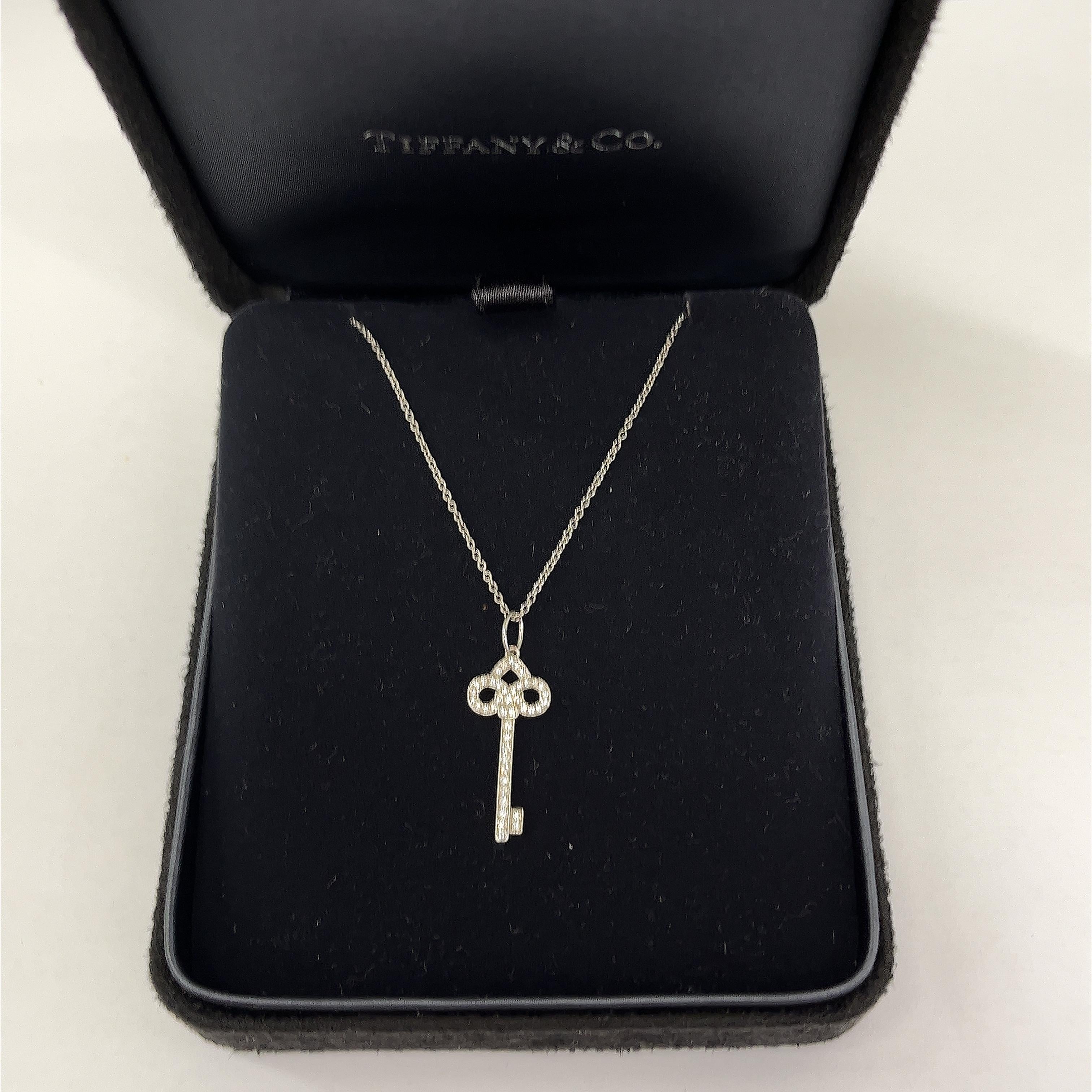Rare Tiffany & Co. Fleur de Lis Diamond Platinum Key Pendant Necklace For Sale 5