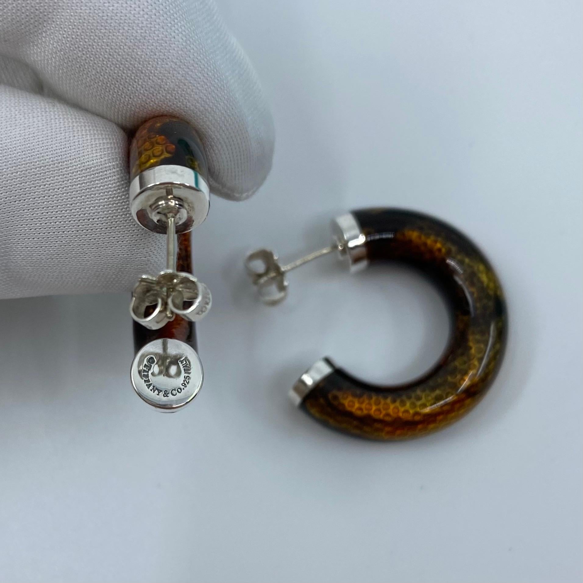 Rare Tiffany & Co. Boucles d'oreilles en argent avec émail et motif peau de serpent de fabrication italienne en vente 7