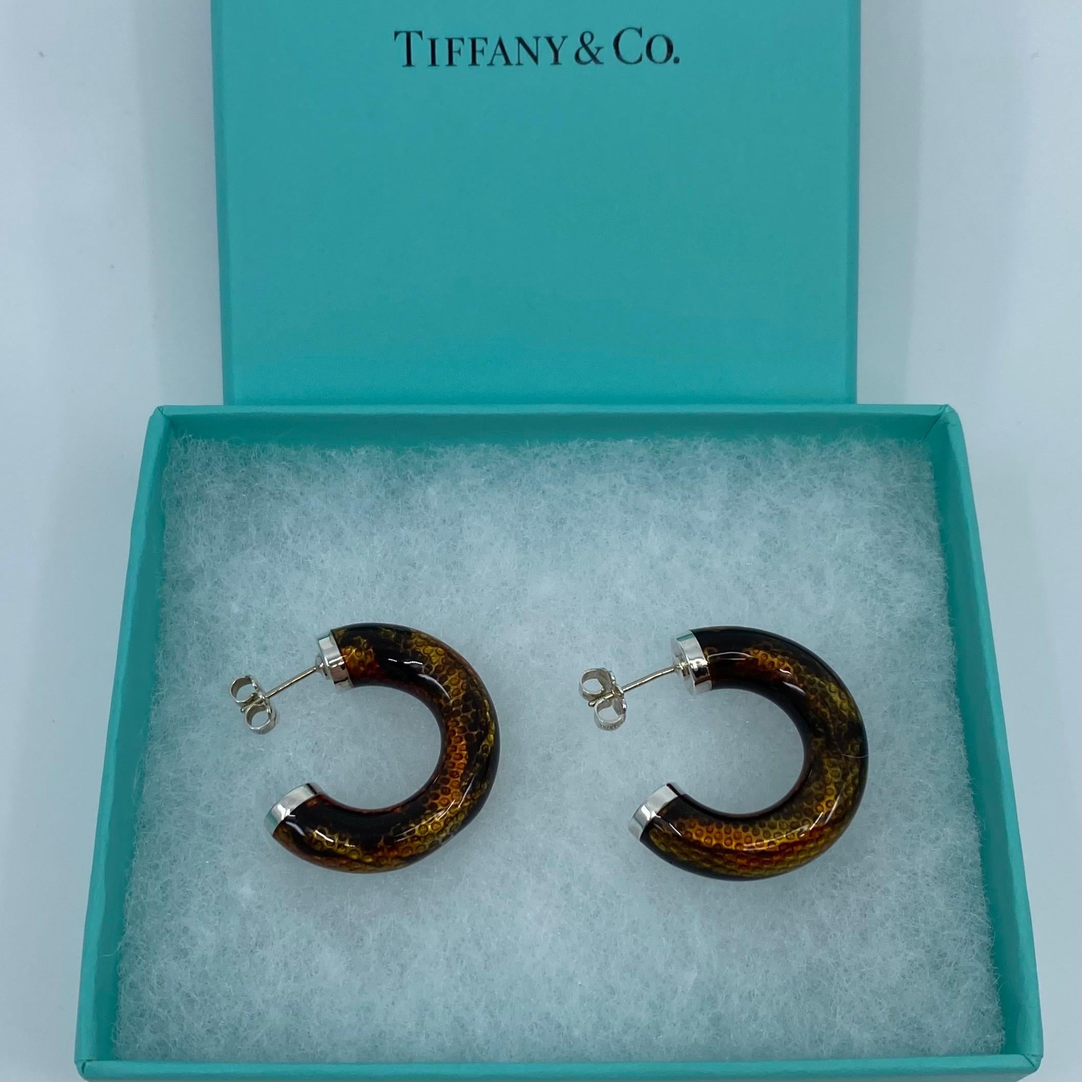 Rare Tiffany & Co. Italian Made Snakeskin Pattern Enamel Silver Hoop Earrings For Sale 4