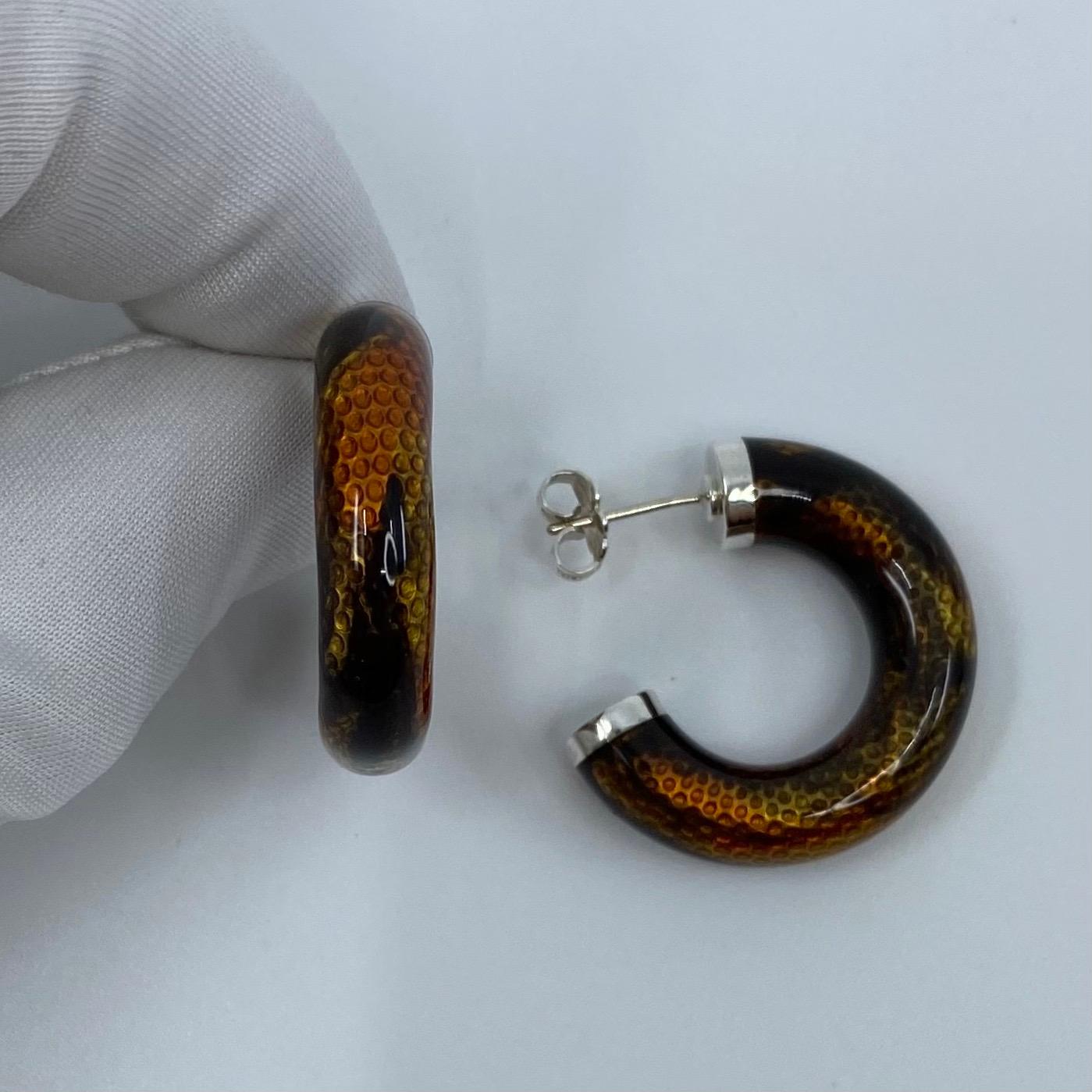 Rare Tiffany & Co. Boucles d'oreilles en argent avec émail et motif peau de serpent de fabrication italienne en vente 5