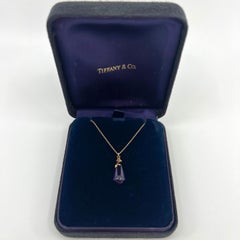Rare Tiffany & Co. Paloma Picasso Olive Leaf Amethyst Gold Drop Pendant Necklace