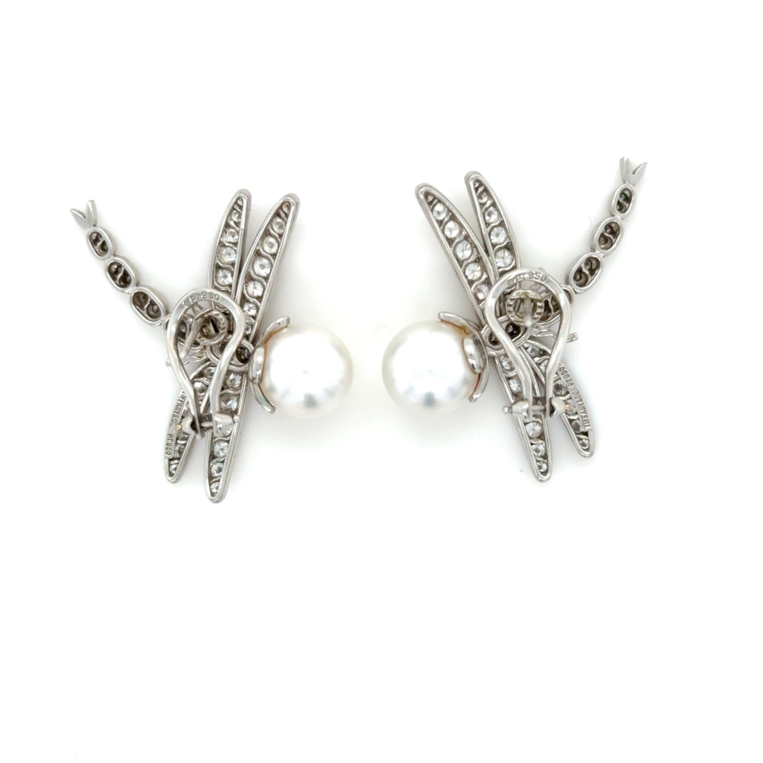 Rara Tiffany & Co. Orecchini Dragonfly in platino, diamanti e perle in vendita 3