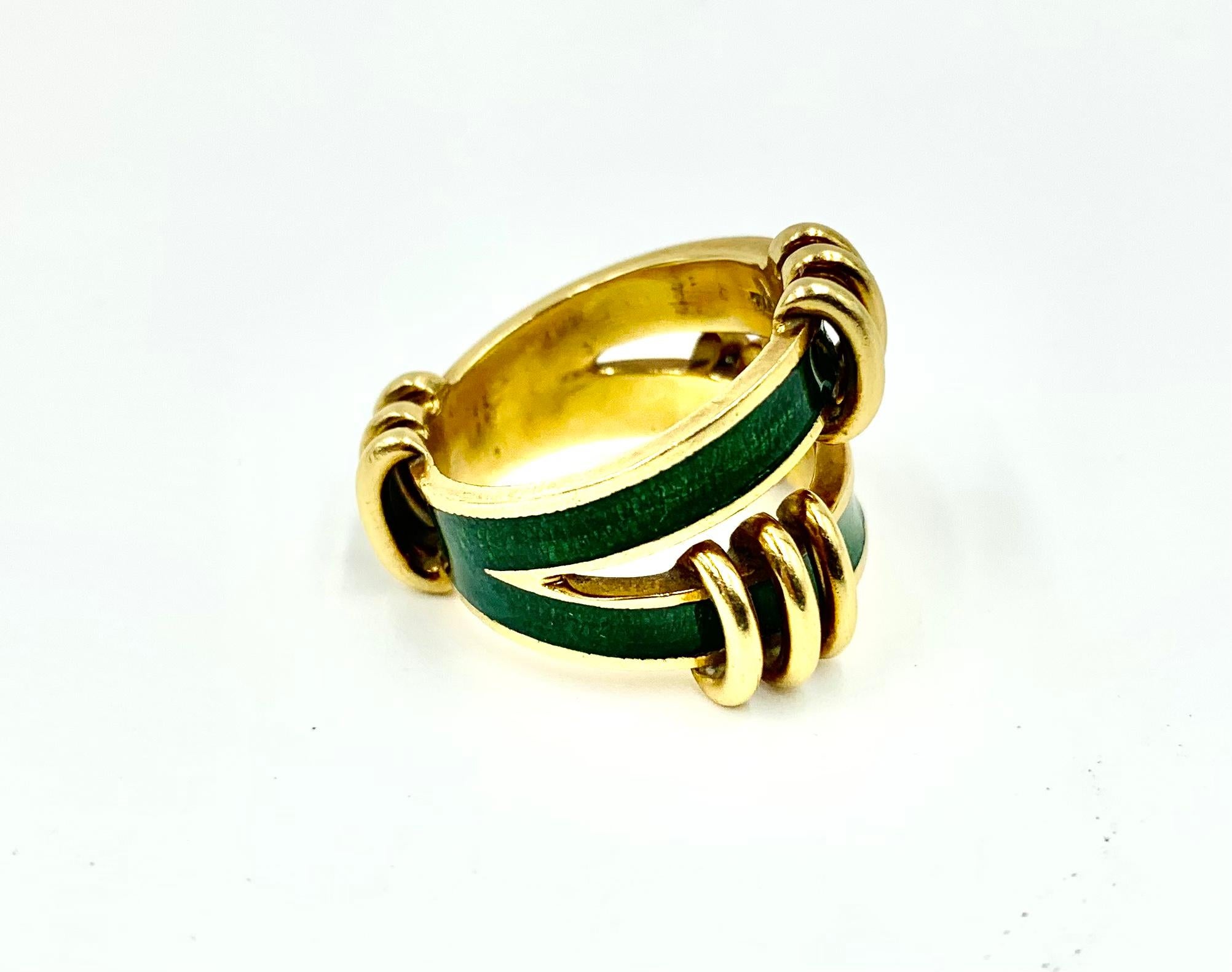 Rare Tiffany & Co. Schlumberger 18K Yellow Gold Emerald Enamel Tiered Knot Ring In Good Condition In New York, NY