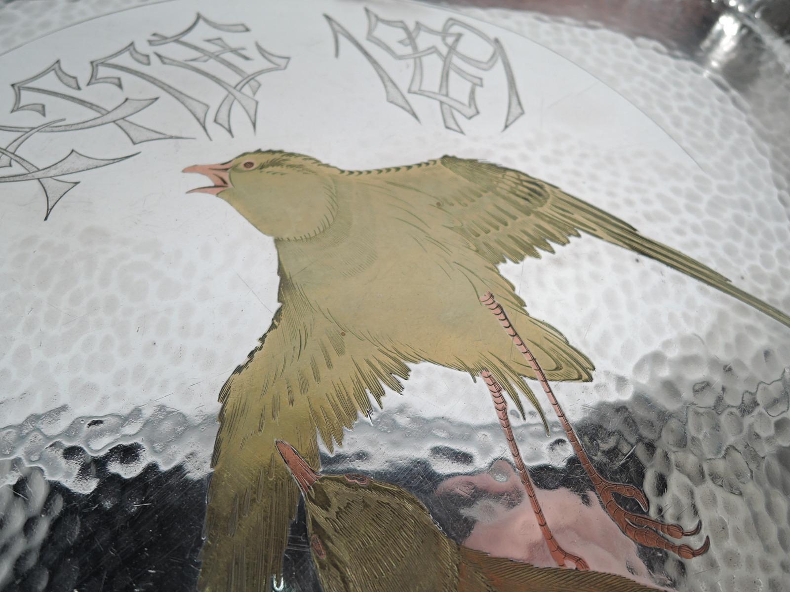 Seltenes Tiffany Japonesque-Tablett aus gemischtem Metall mit goldenen Vögeln (amerikanisch) im Angebot