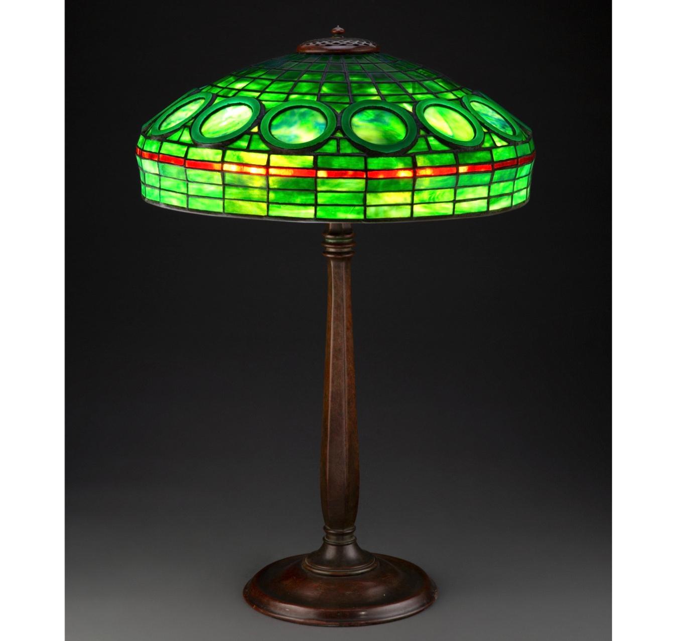 Moulage Tiffany Studios - Lampe de table rare en jade en vente
