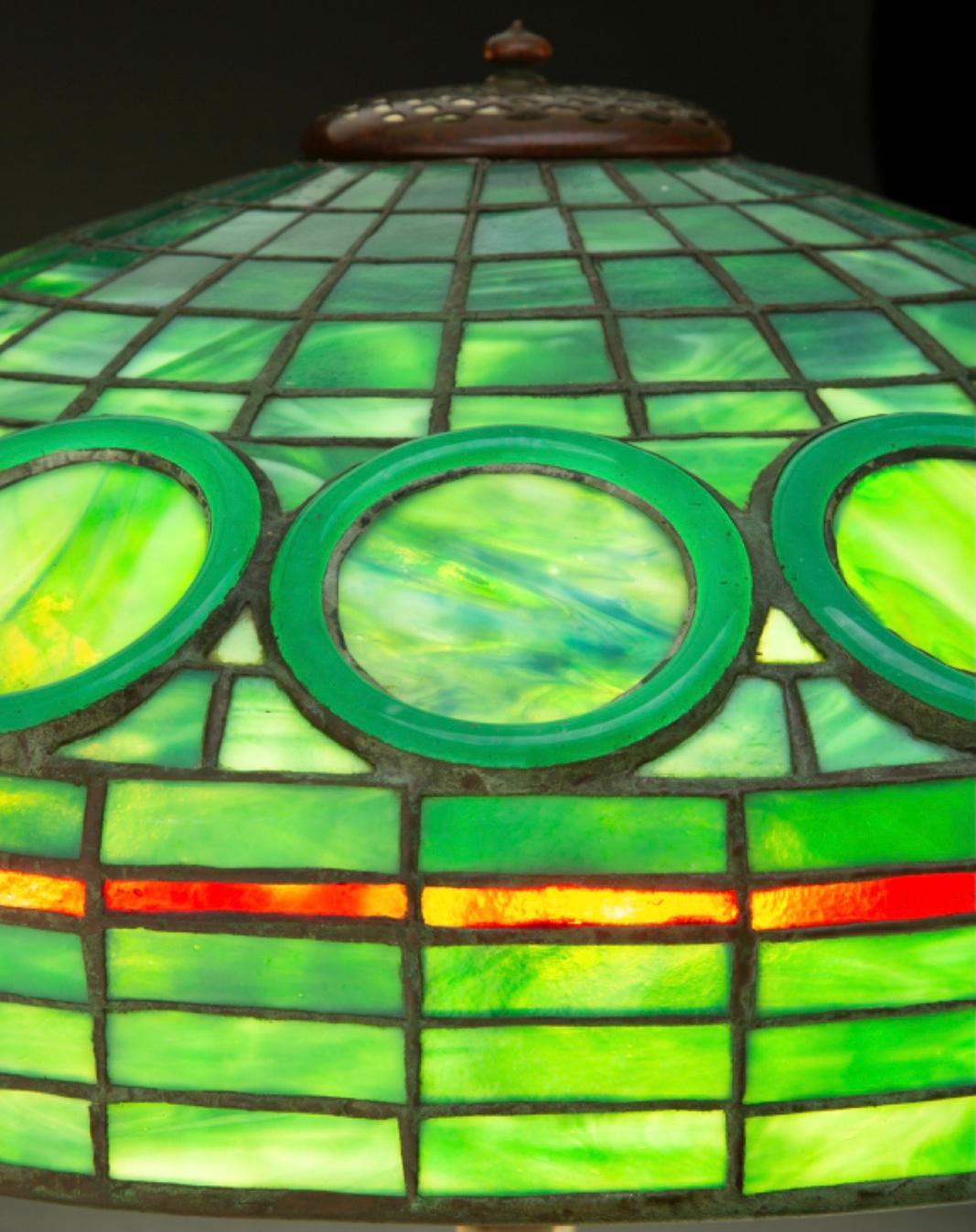 Tiffany Studios - Lampe de table rare en jade en vente 1