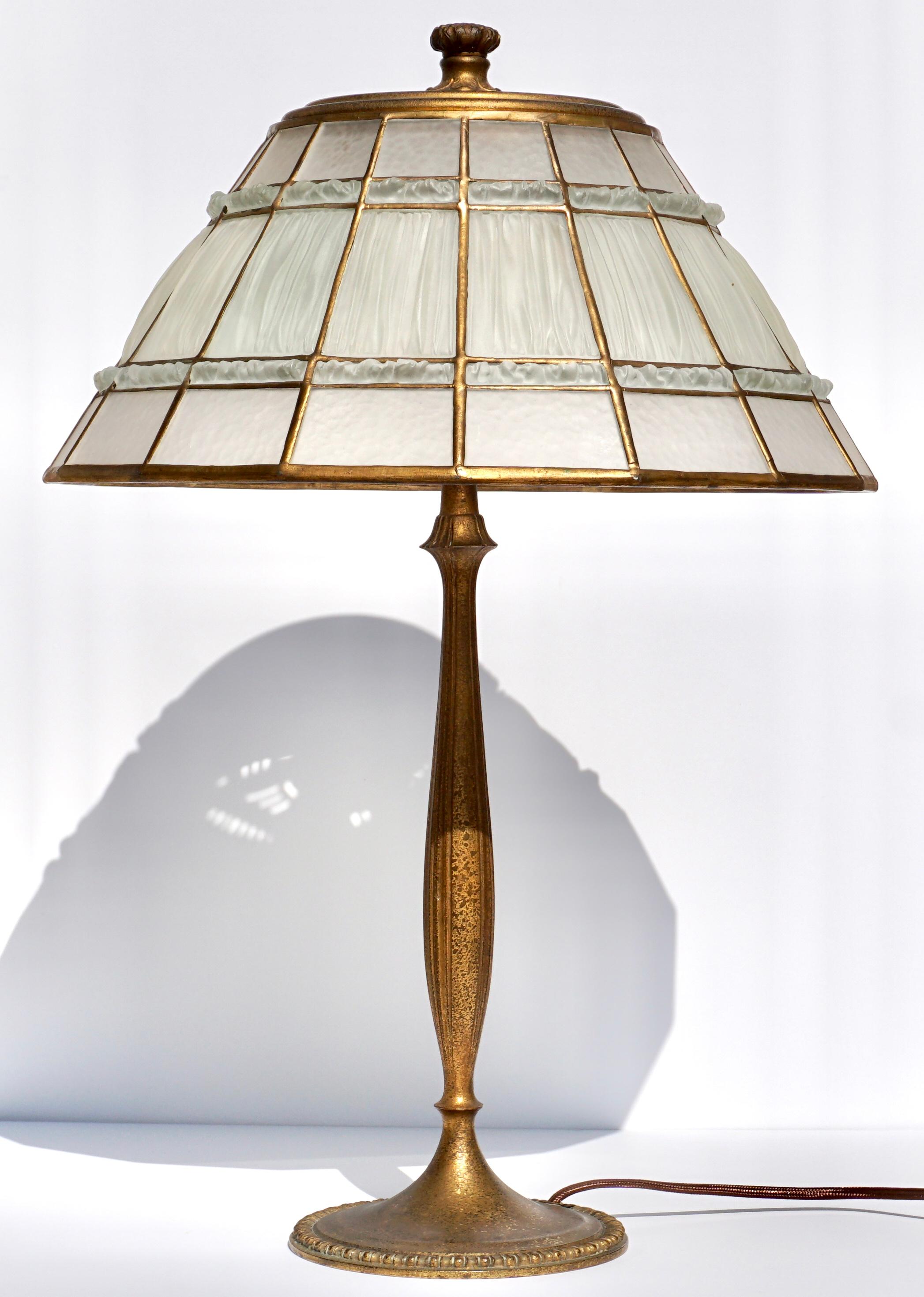 Art Nouveau Rare Tiffany Studios White Linenfold Table Lamp