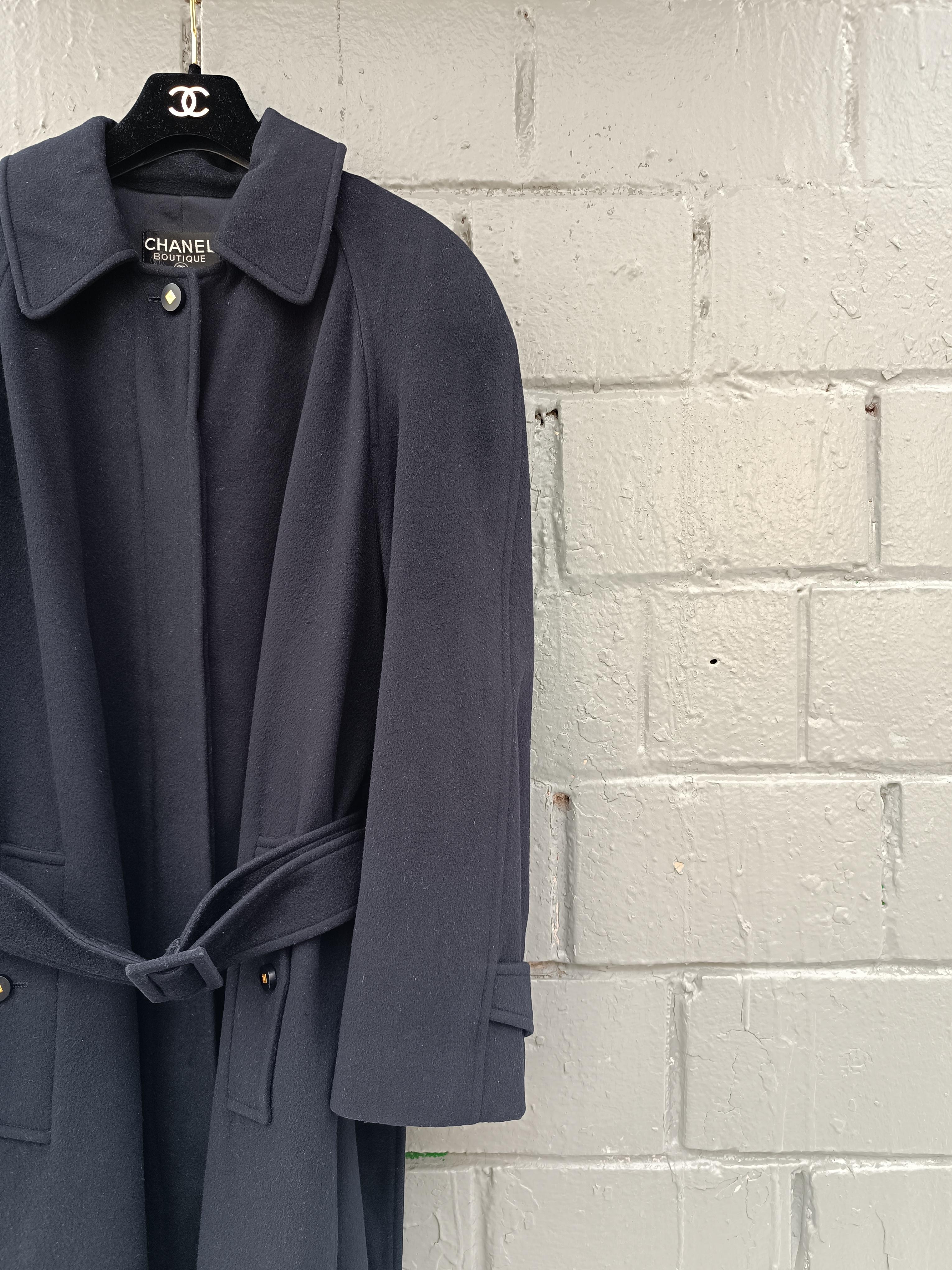 Rare! Timeless Chanel Fall winter 1996 Belt Cashmere Coat with Logo Buttons 5