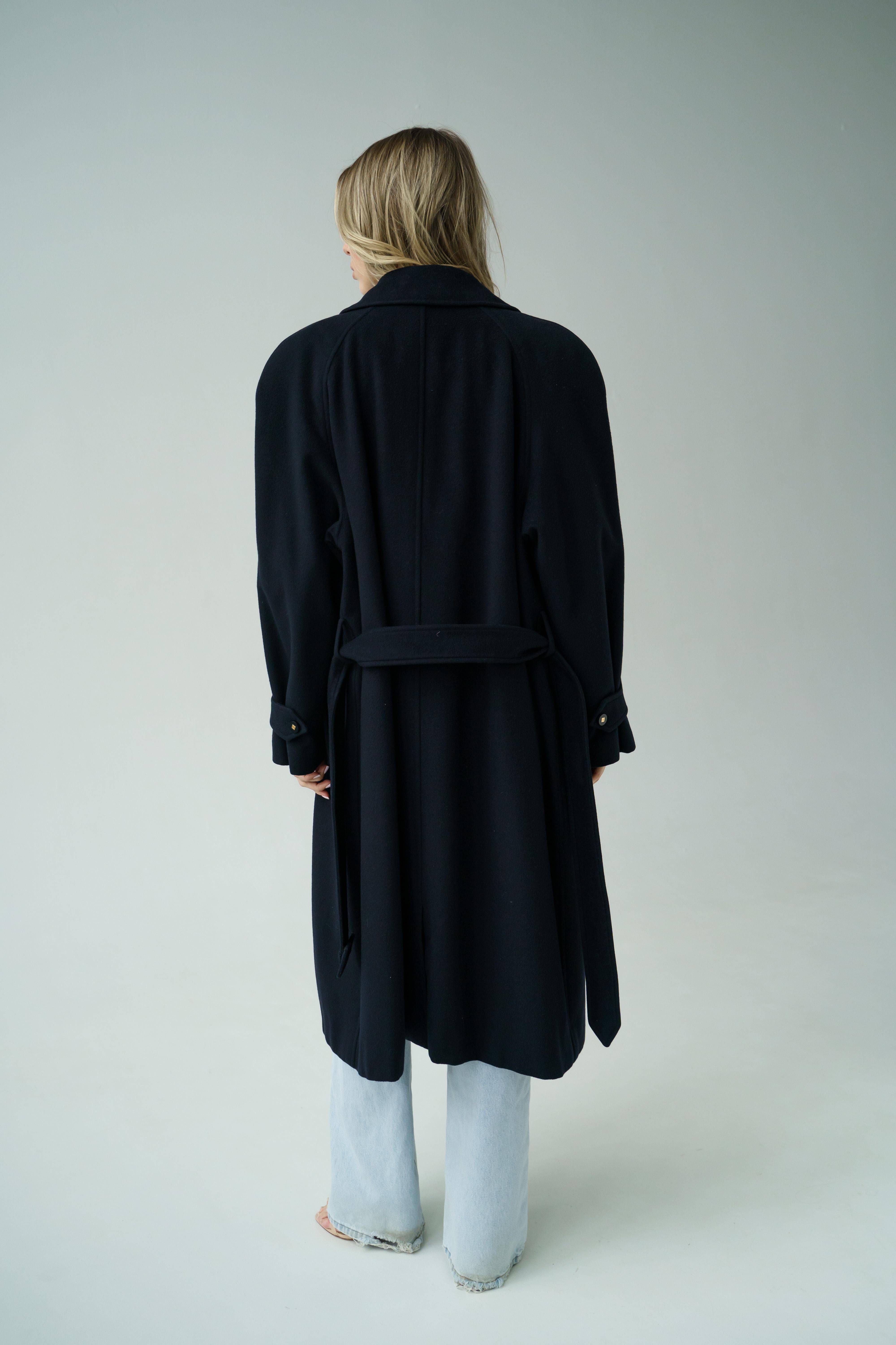 Rare! Timeless Chanel Fall winter 1996 Belt Cashmere Coat with Logo Buttons 1