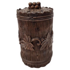 Rare tobacco box, finely hand-carved fruitwood, Black Forest, 1880s, Germany