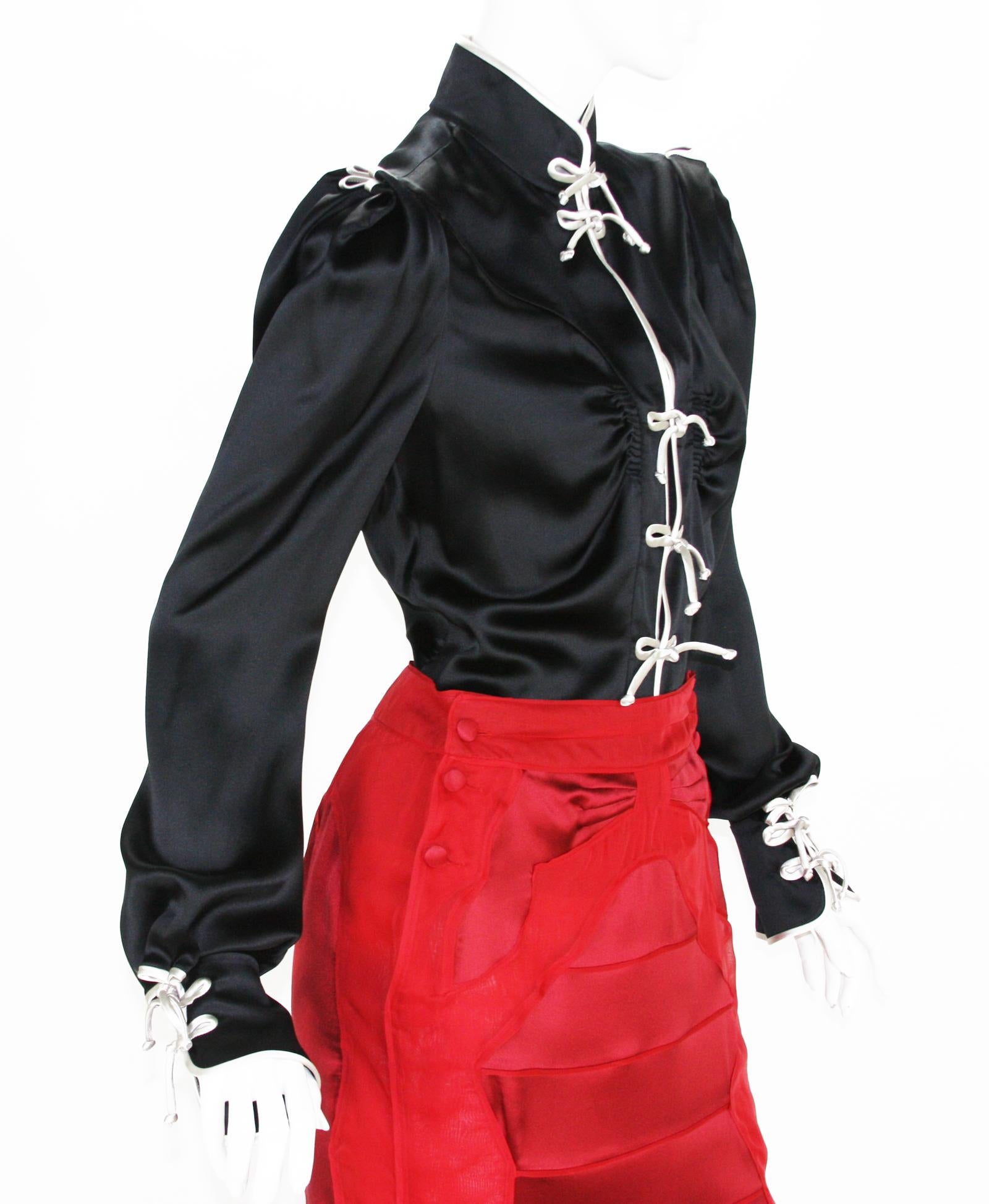 Rare ensemble jupe d'inspiration chinoise Tom Ford pour Yves Saint Laurent F/W 2004  Fr. 38 en vente 2