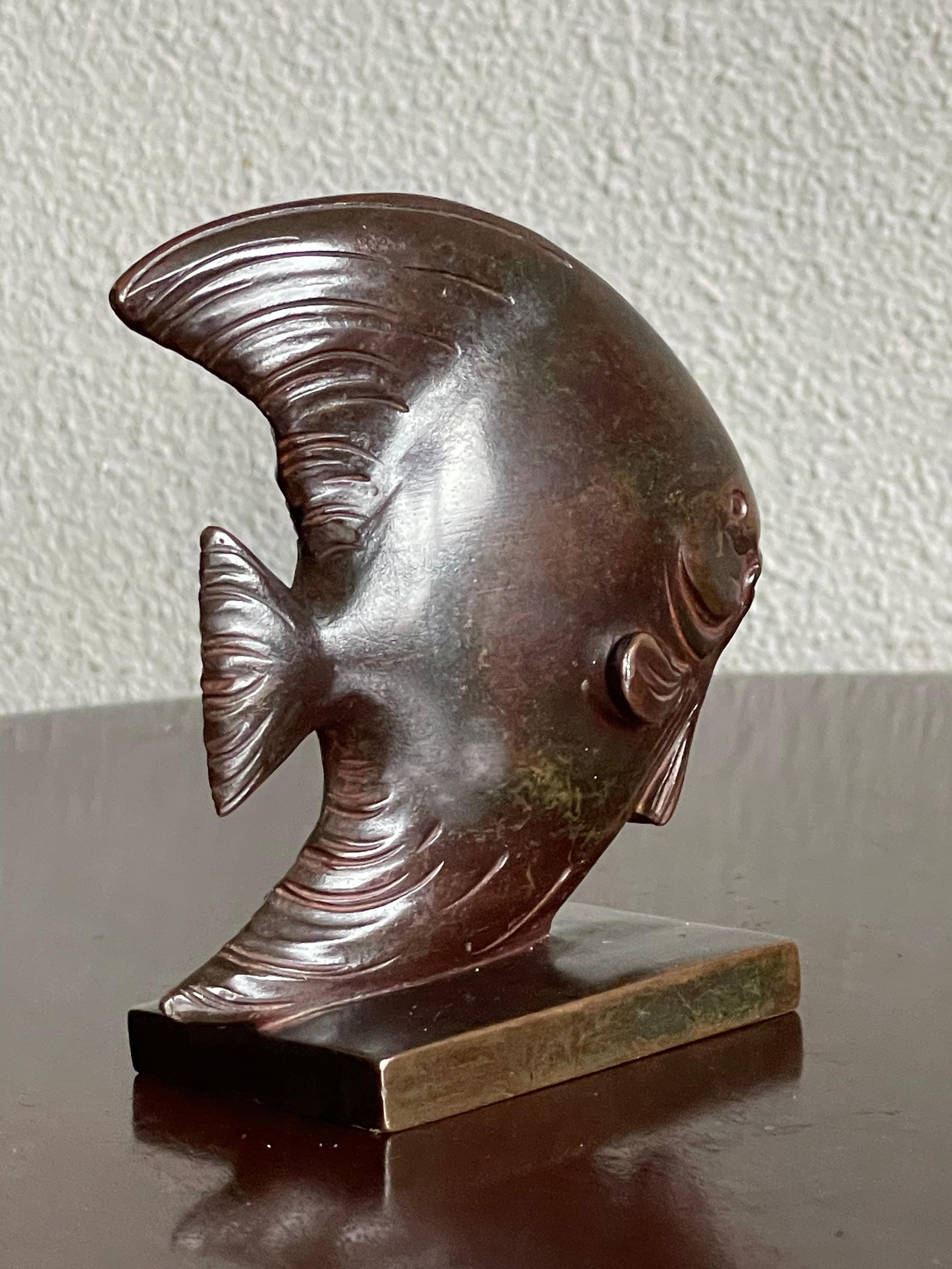 Rare & Top Workmanship Midcentury Bronze Discus Fish Sculpture W Stunning Patina For Sale 2