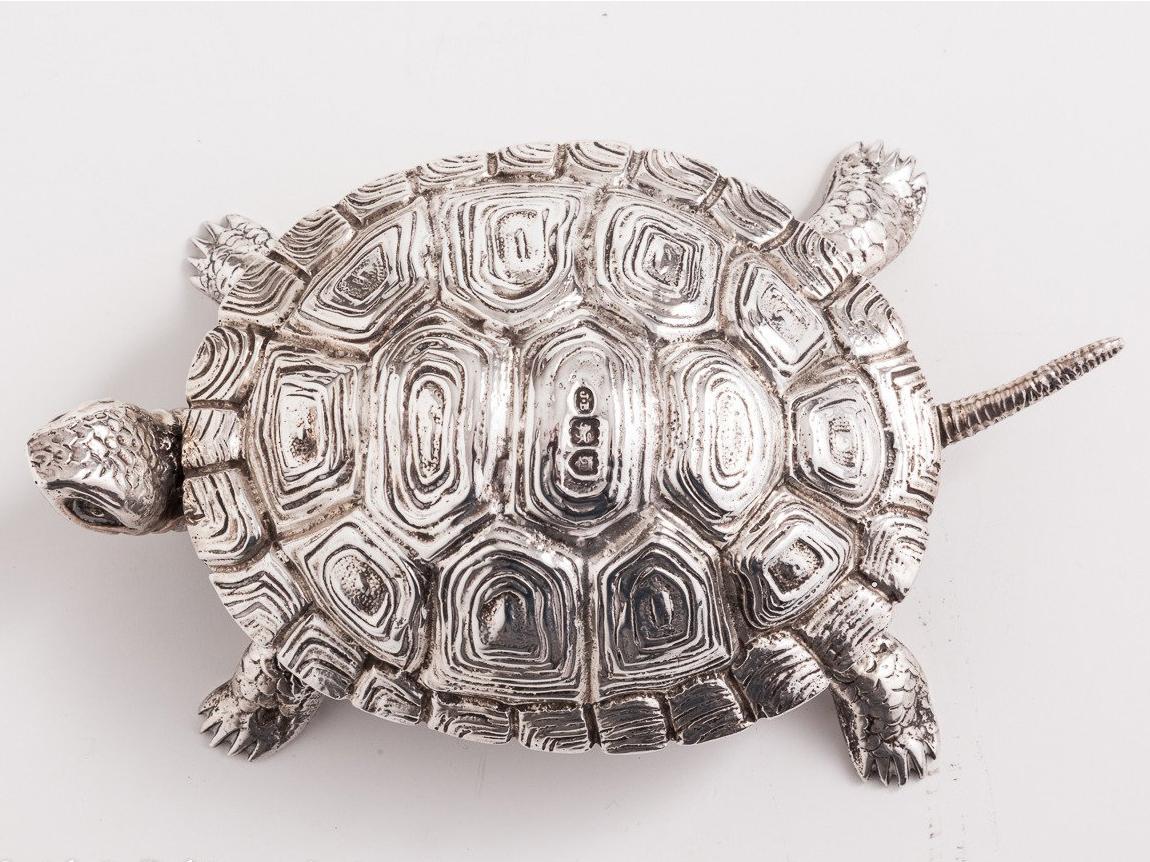 Britannique Rare cloche fantaisie en argent en forme de tortue, datée de Londres 1897, du fabricant Joseph Braham