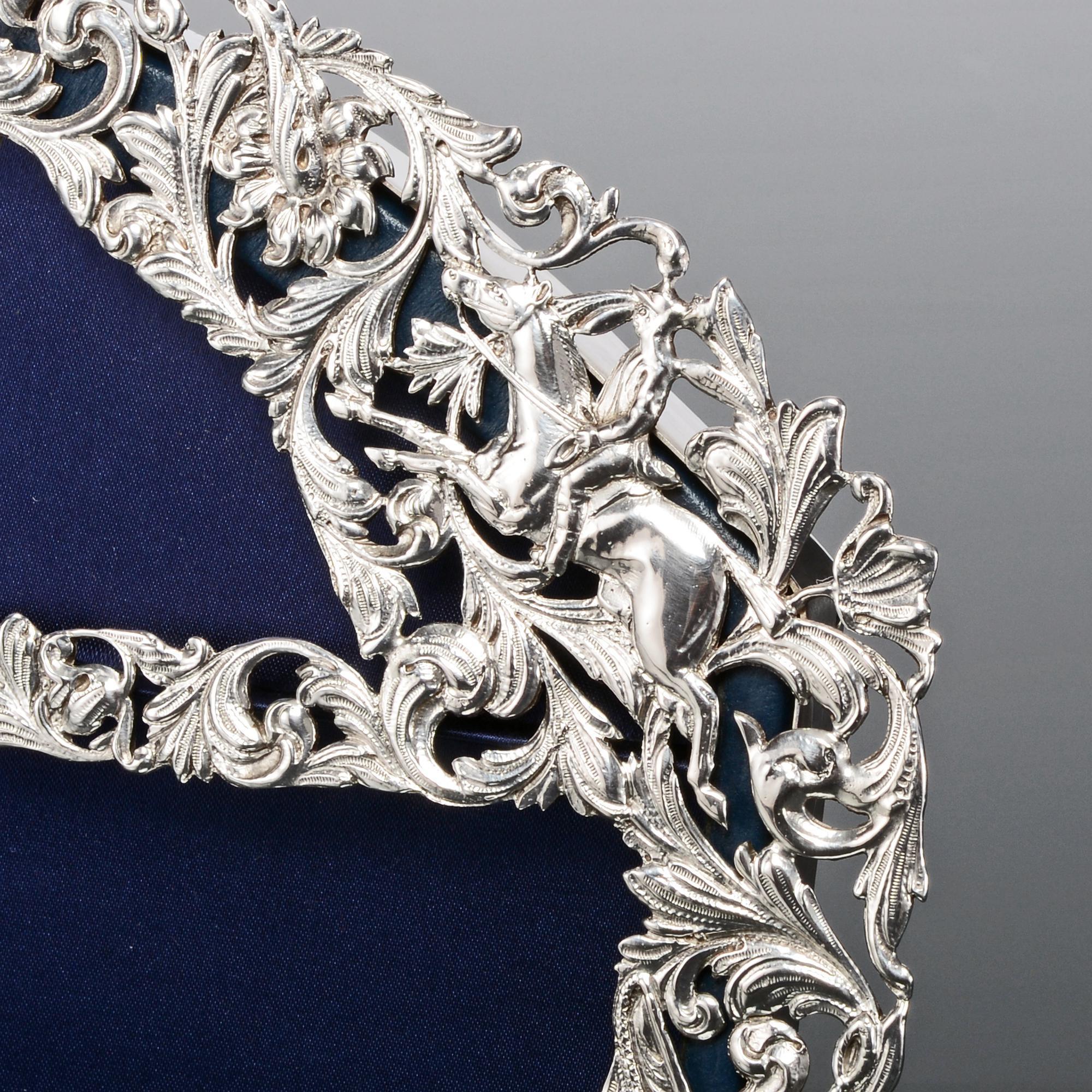 Raro marco de fotos triple de plata con tema de caza del zorro en Bueno estado para la venta en London, GB