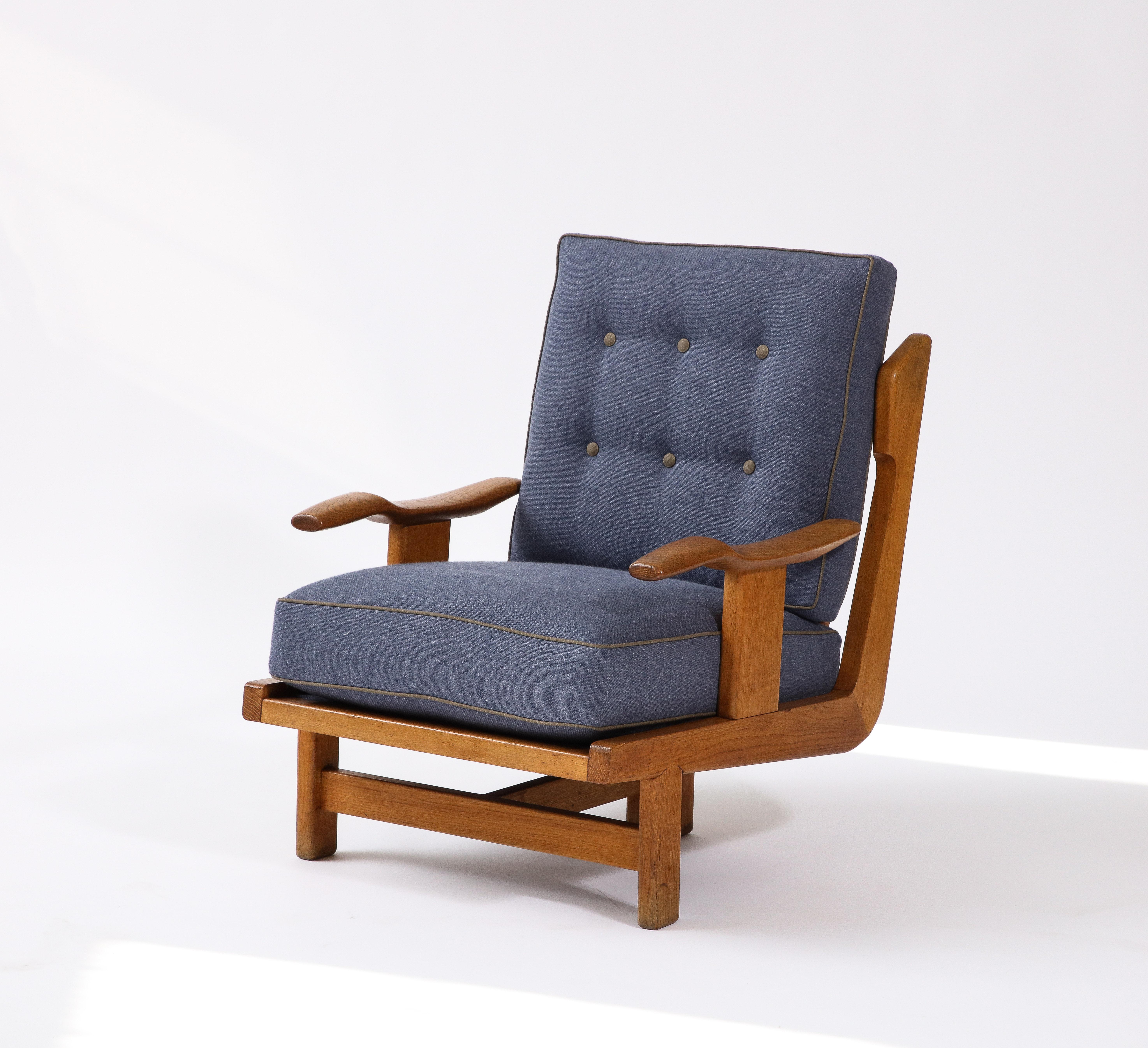 Mid-Century Modern Rare Tripod Armchair by Guillerme et Chambron, France, c. 1960 For Sale