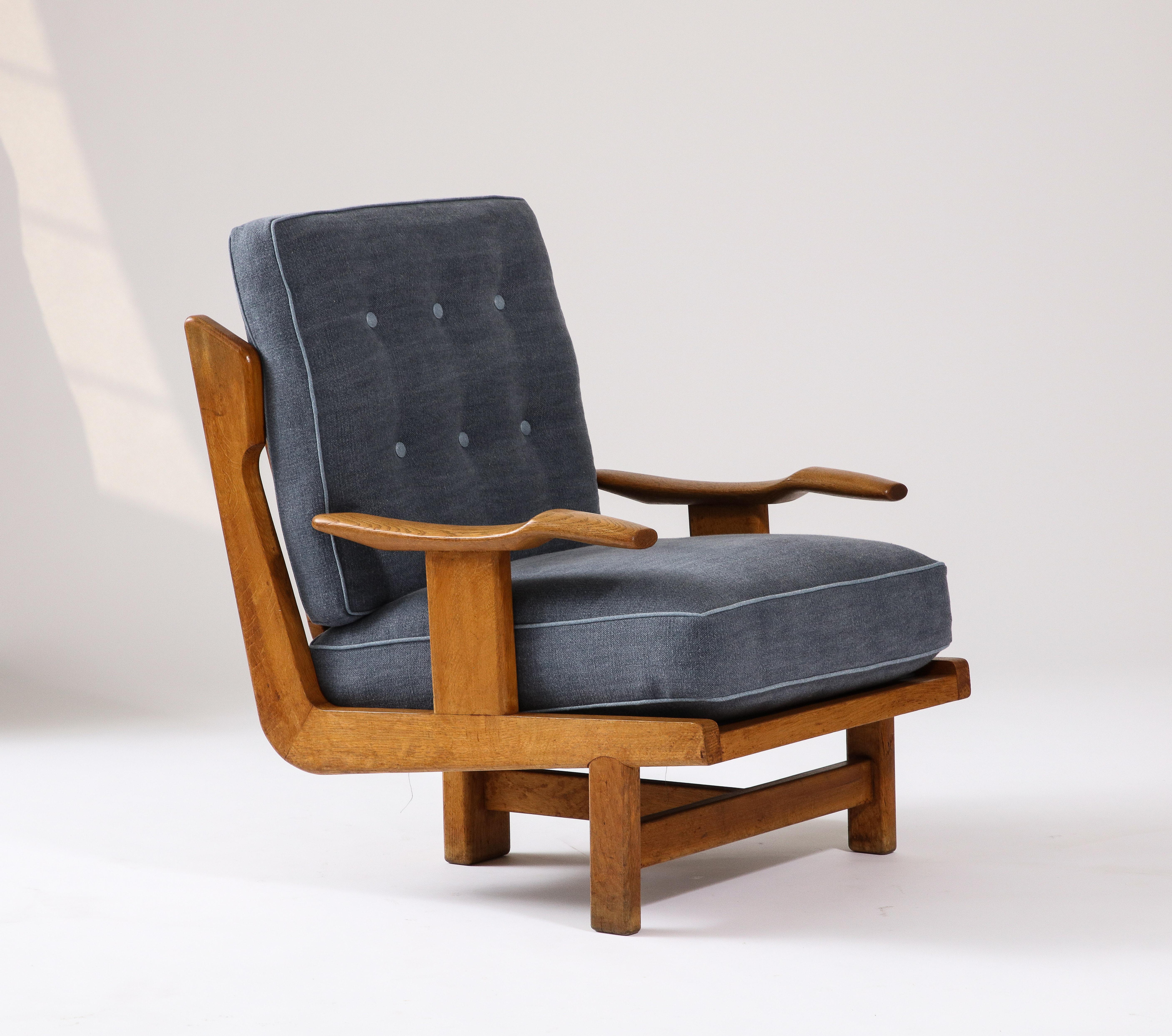 Mid-Century Modern Rare Tripod Armchair by Guillerme et Chambron, France, c. 1960 For Sale
