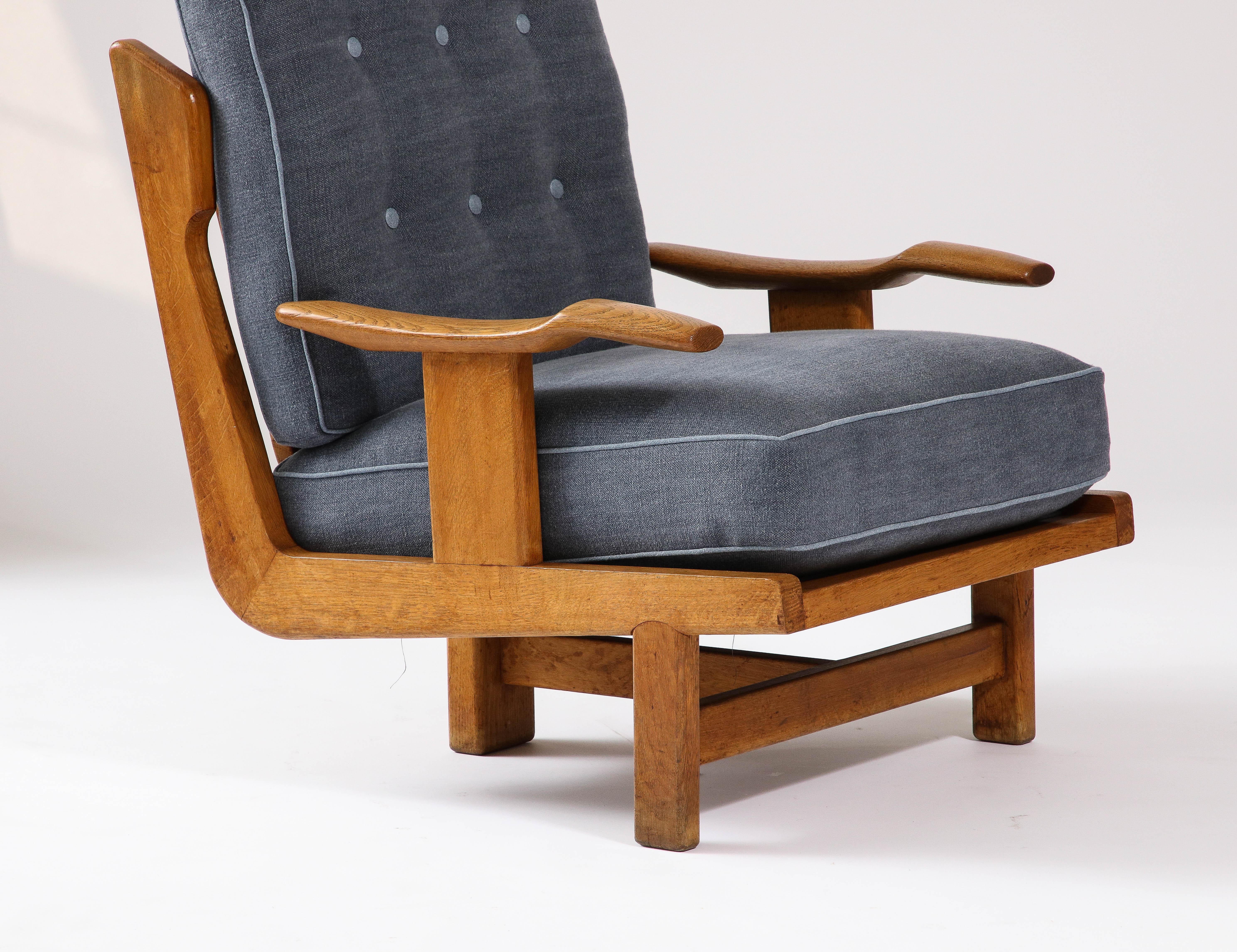 French Rare Tripod Armchair by Guillerme et Chambron, France, c. 1960 For Sale