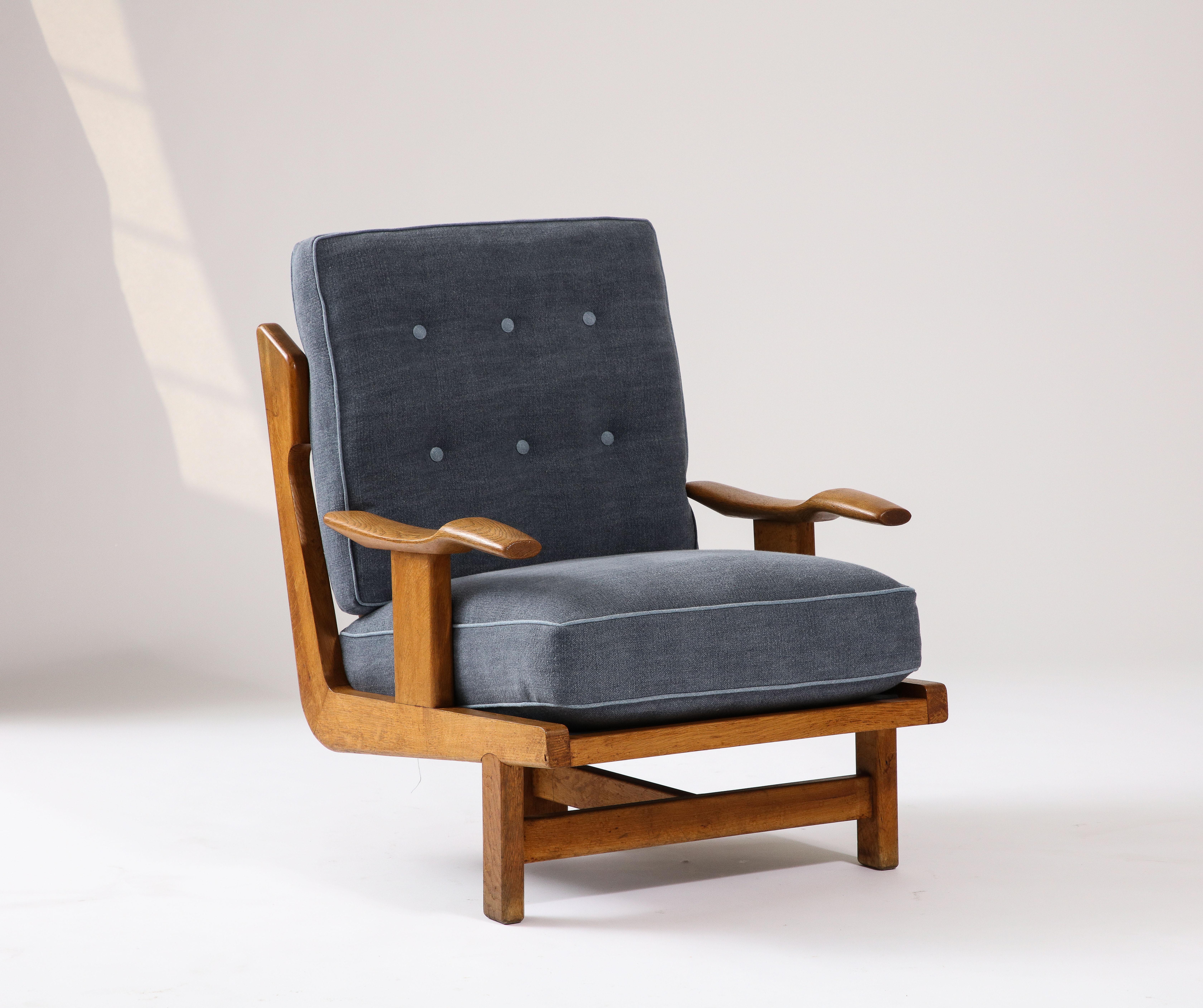Rare fauteuil tripode de Guillerme et Chambron, France, vers 1960 Bon état - En vente à New York City, NY