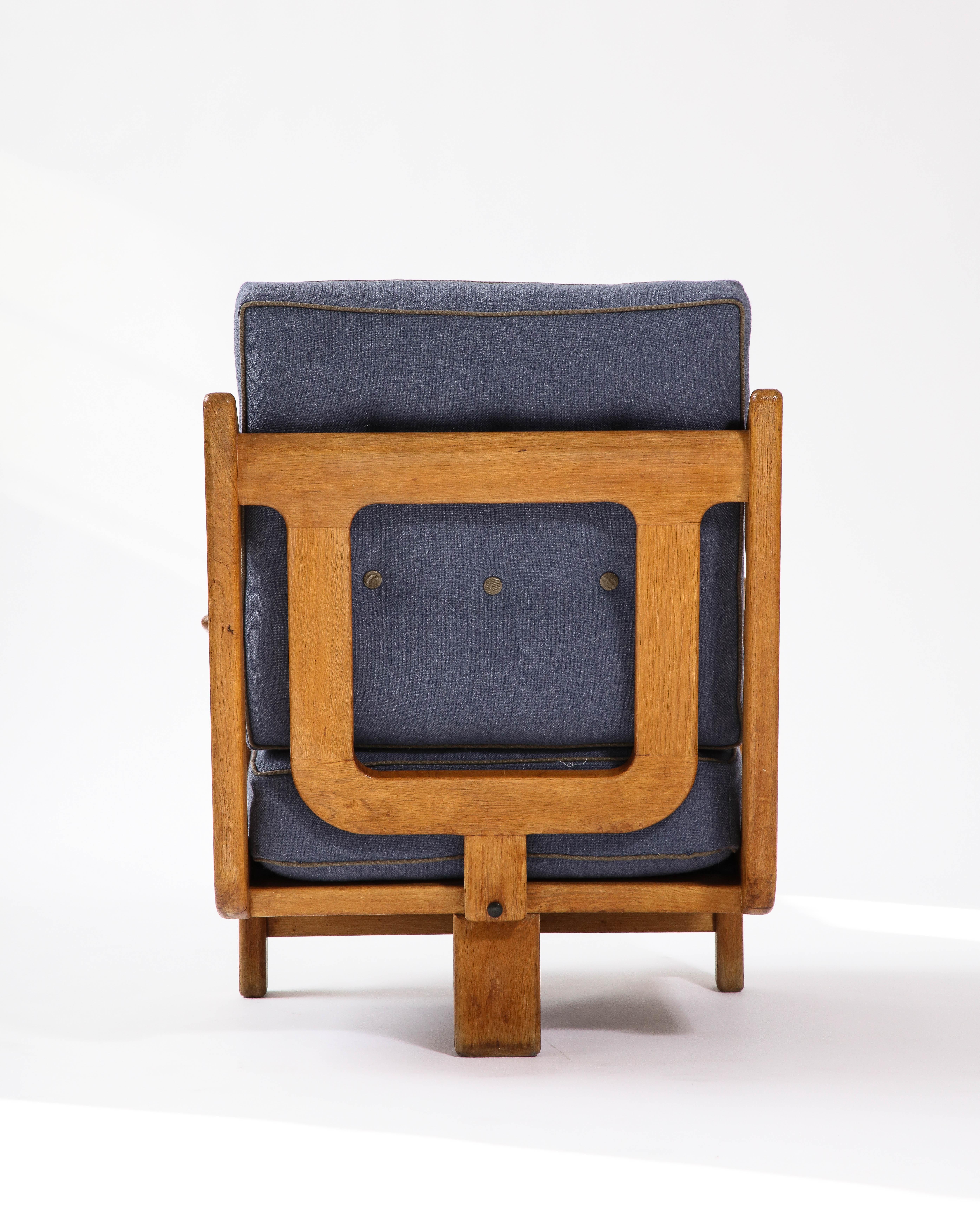 20th Century Rare Tripod Armchair by Guillerme et Chambron, France, c. 1960 For Sale