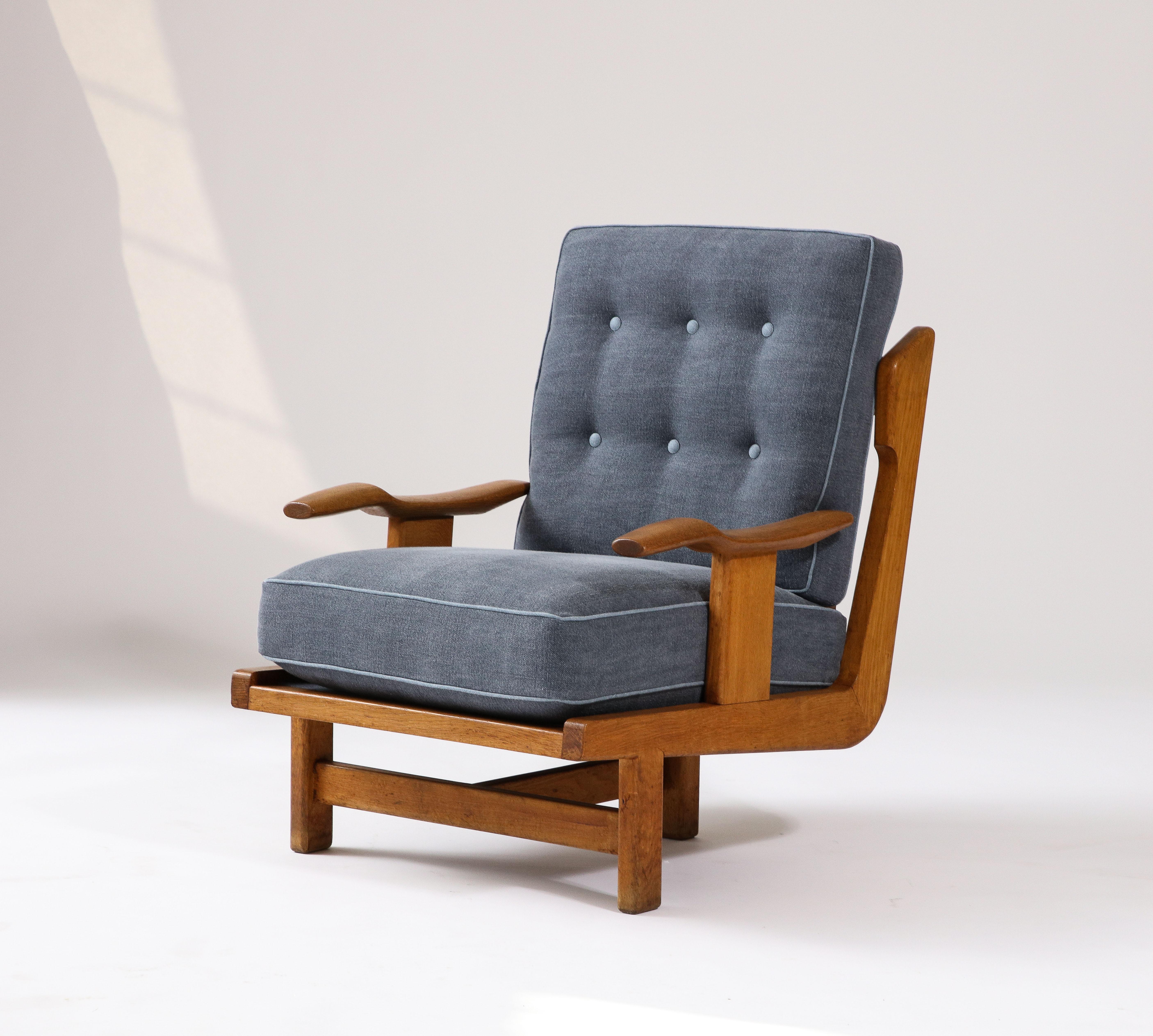 20ième siècle Rare fauteuil tripode de Guillerme et Chambron, France, vers 1960 en vente