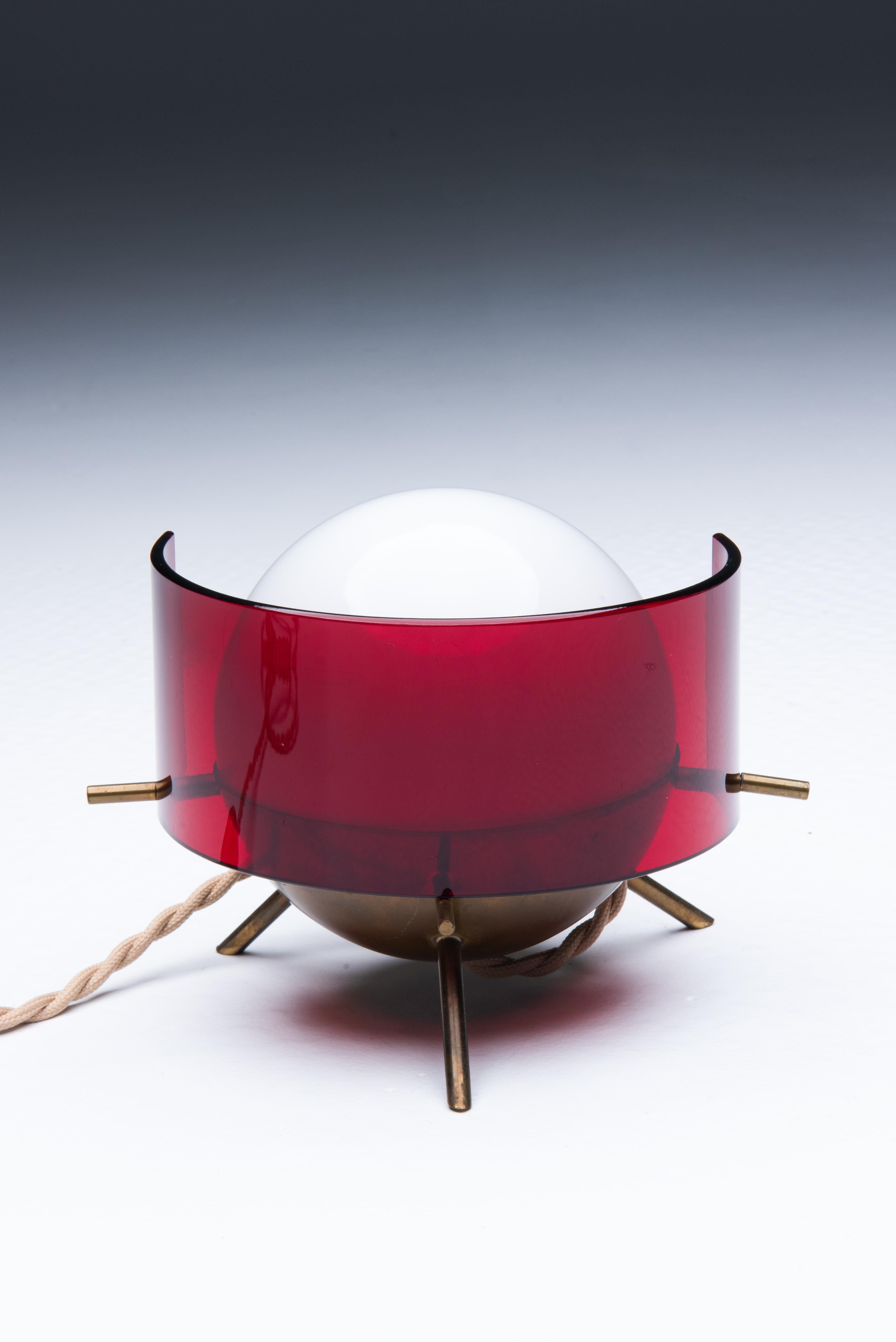 Seltene Dreibein-Tischlampe - Stilux Milano (Moderne der Mitte des Jahrhunderts) im Angebot