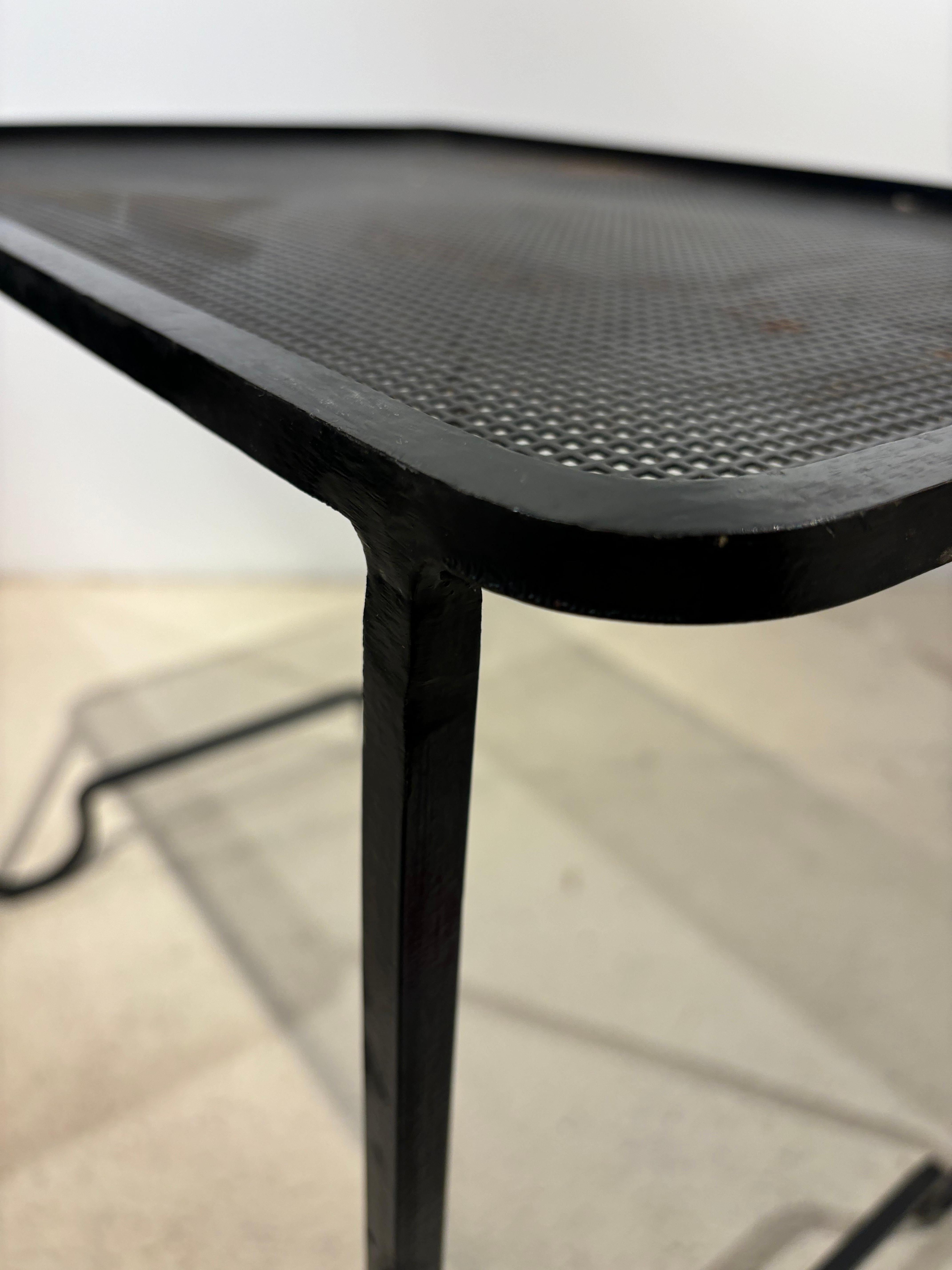 Rare table d'appoint tropique de Mathieu Matégot en vente 5