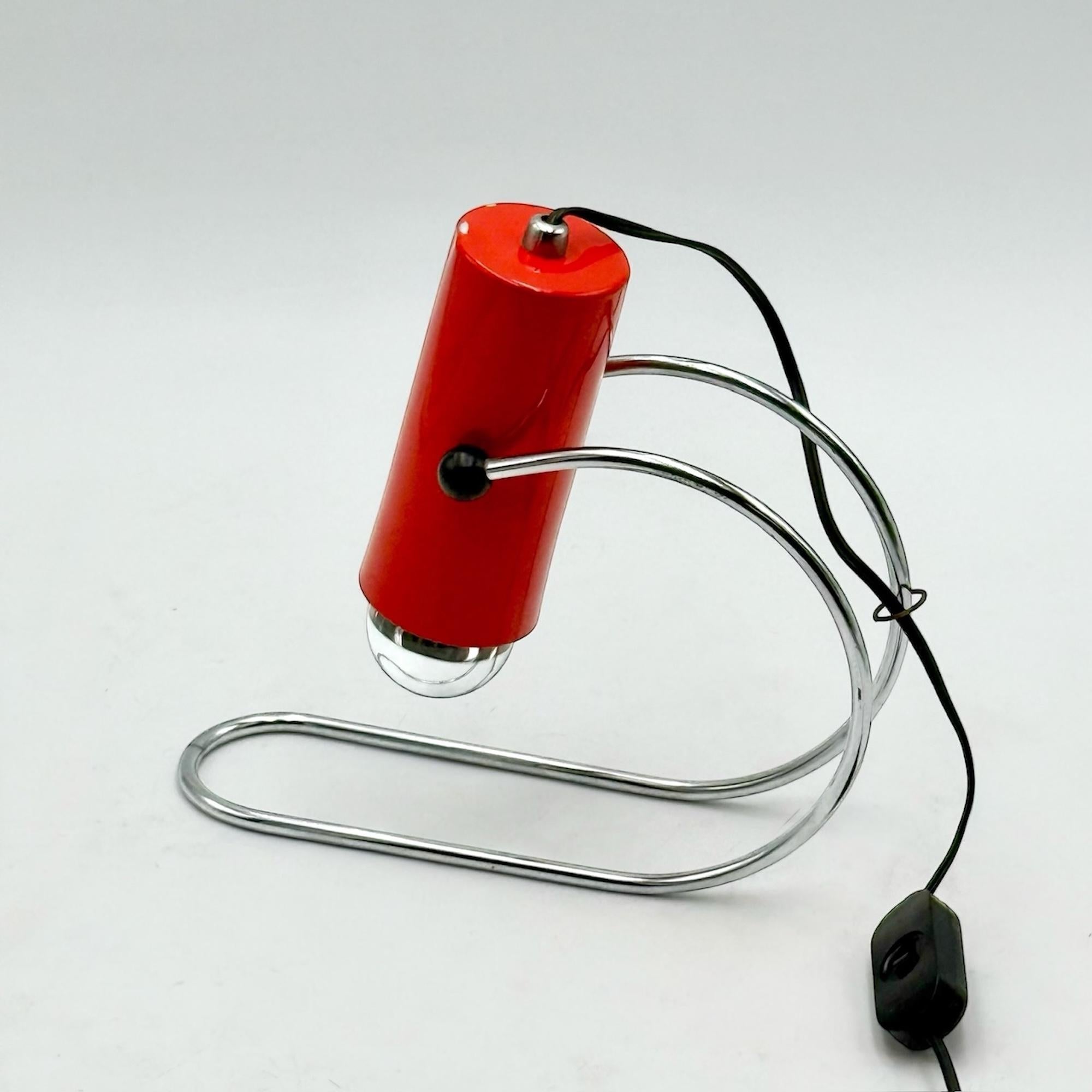 Rare 'Tube' Orange Lamp by Targetti Sankey - MCM Italian Design Icon For Sale 4