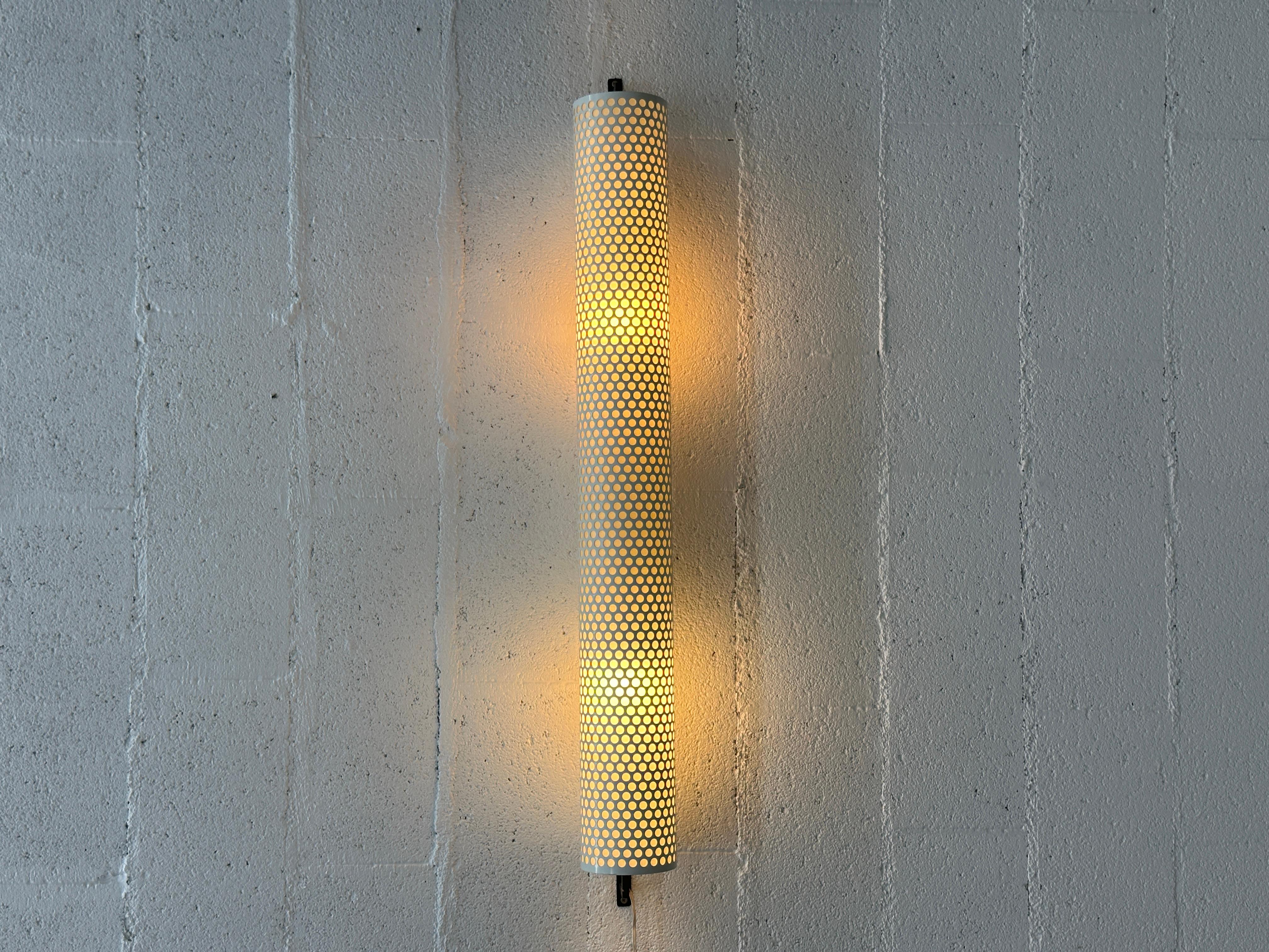 Rare tube wall lights by Robert Mathieu 1950 France (horizontally or vertically) For Sale 3