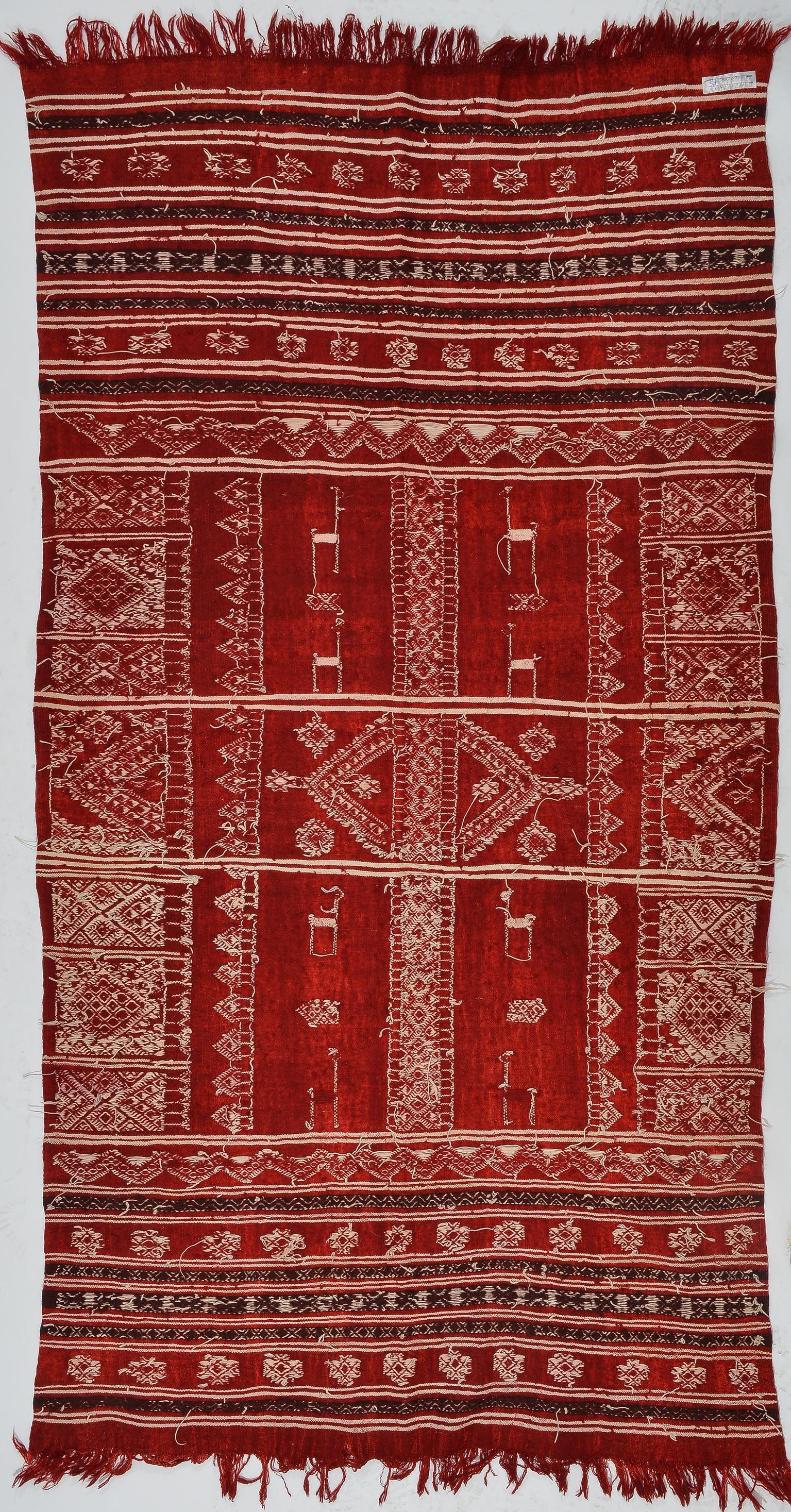 Raro Tejido Bordado Ouedzem Tunecino de Colección Privada Tribal en venta