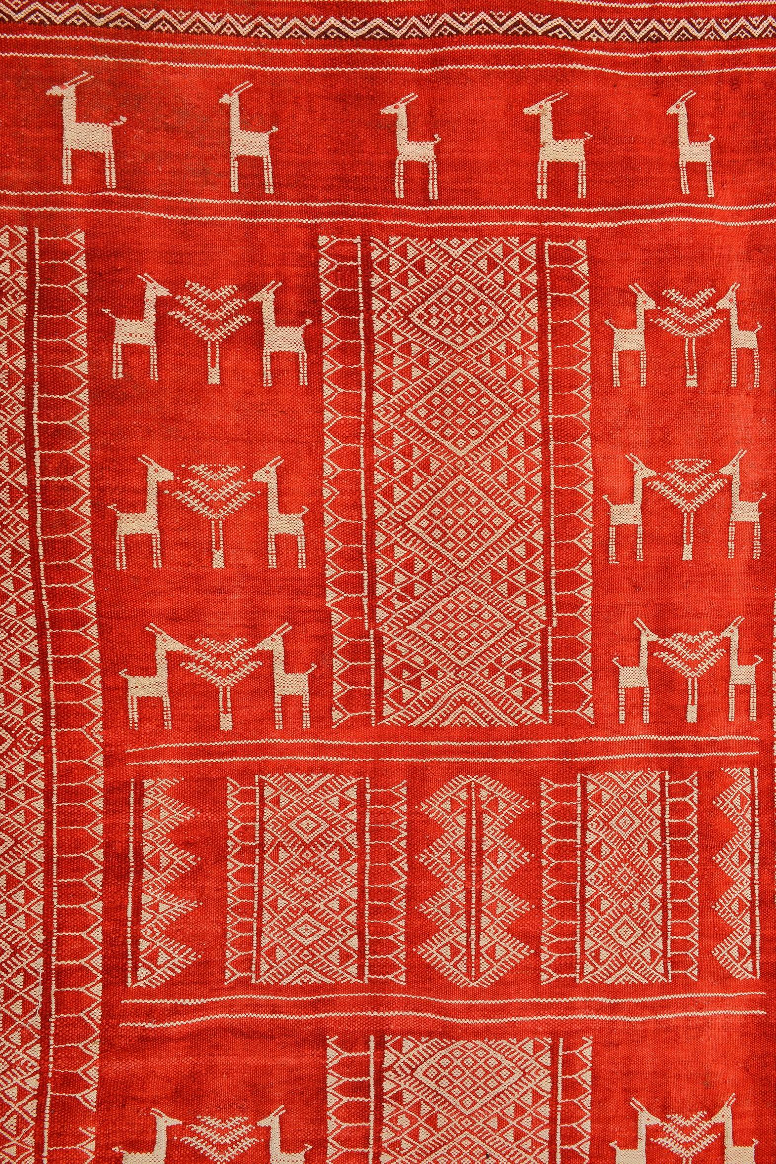 Raro Tejido Bordado Ouedzem Tunecino de Colección Privada mediados del siglo XX en venta